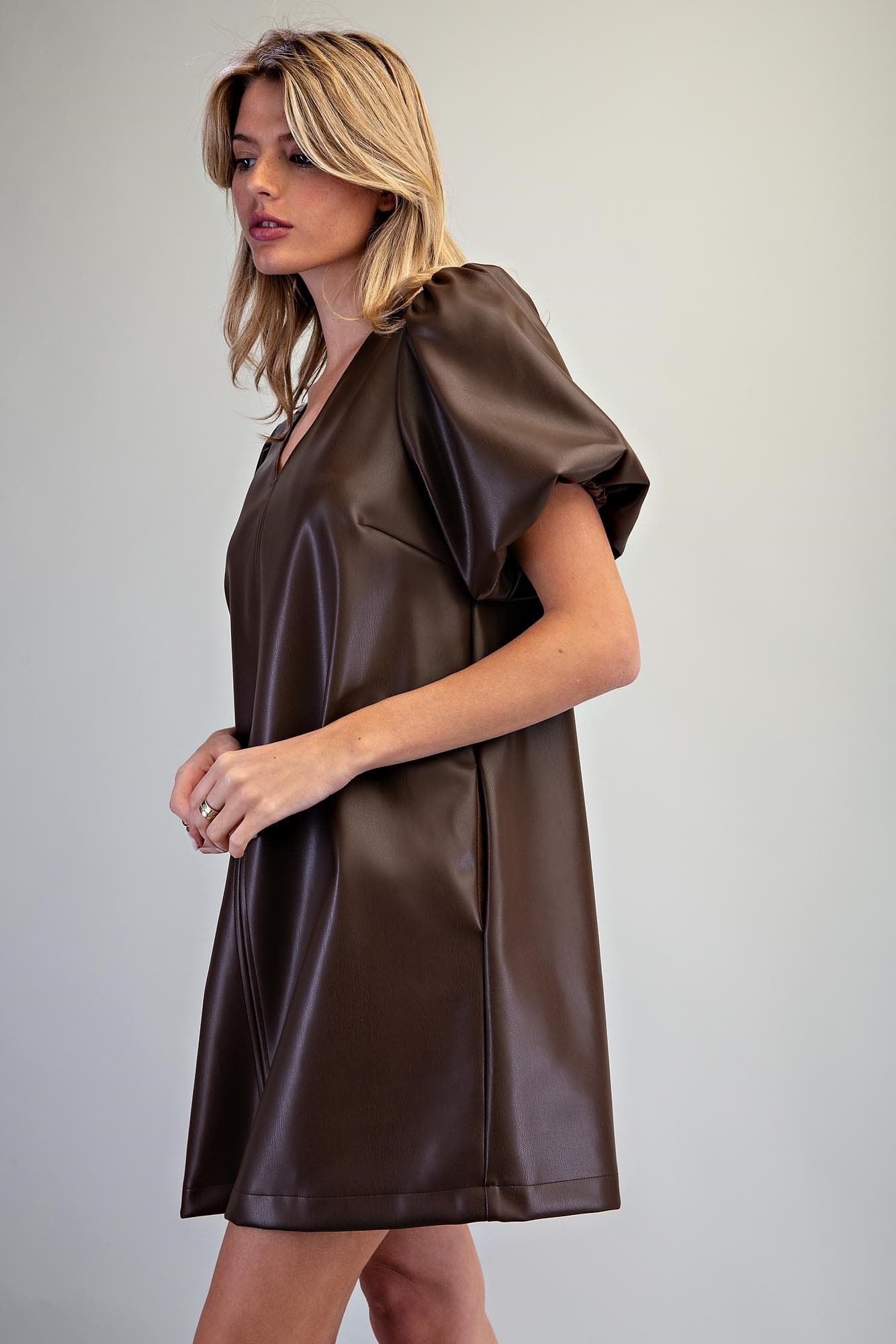 DH17072 - CHOCOLATE