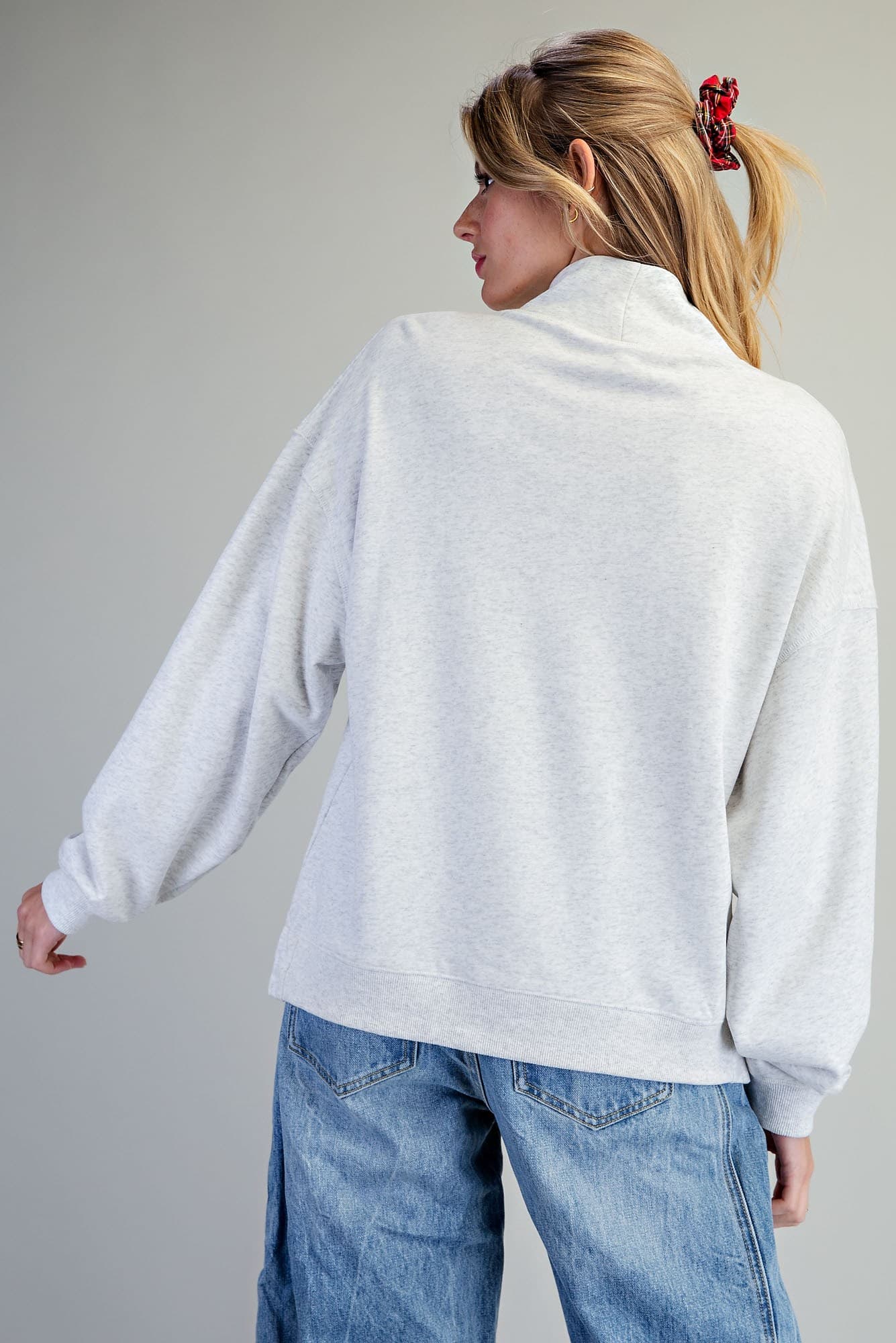 TH15852 - H GREY