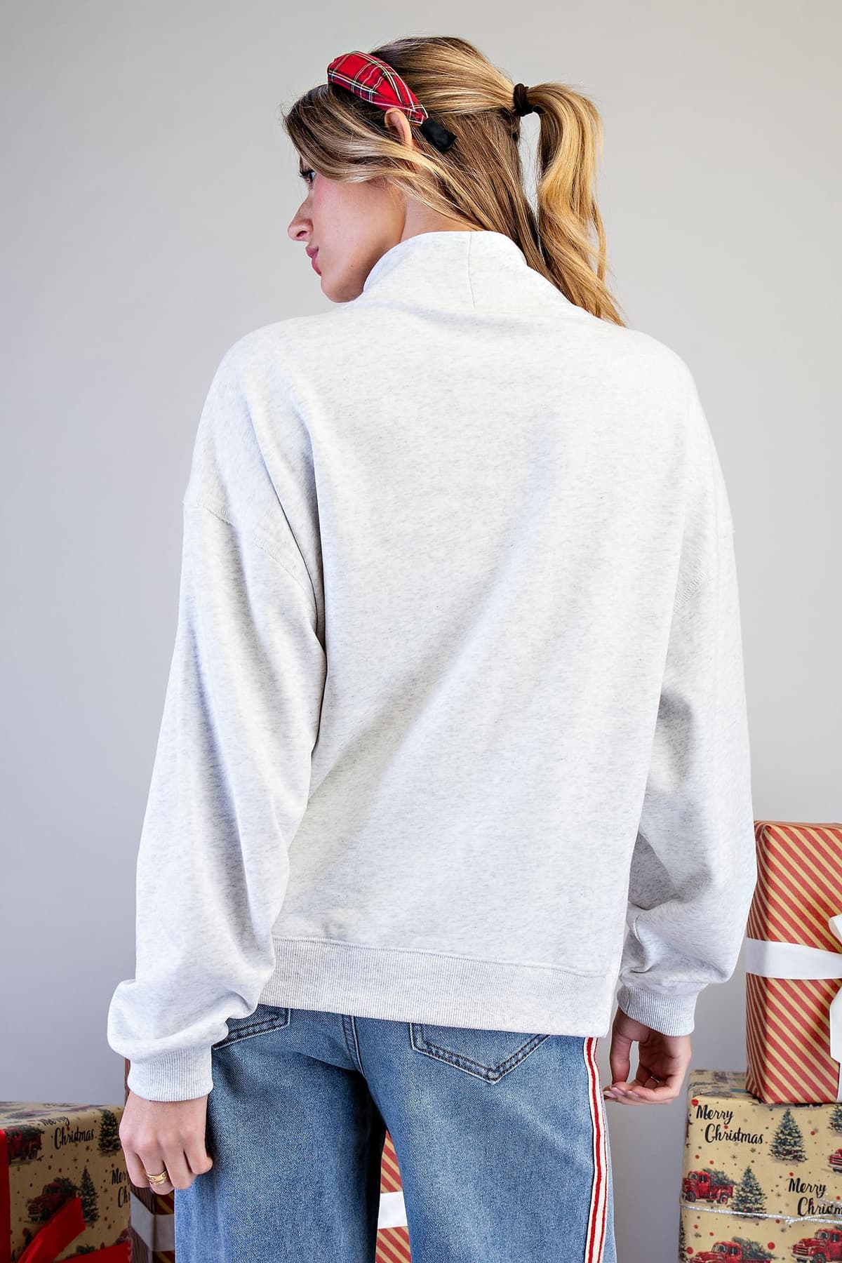 TH15852 - H GREY