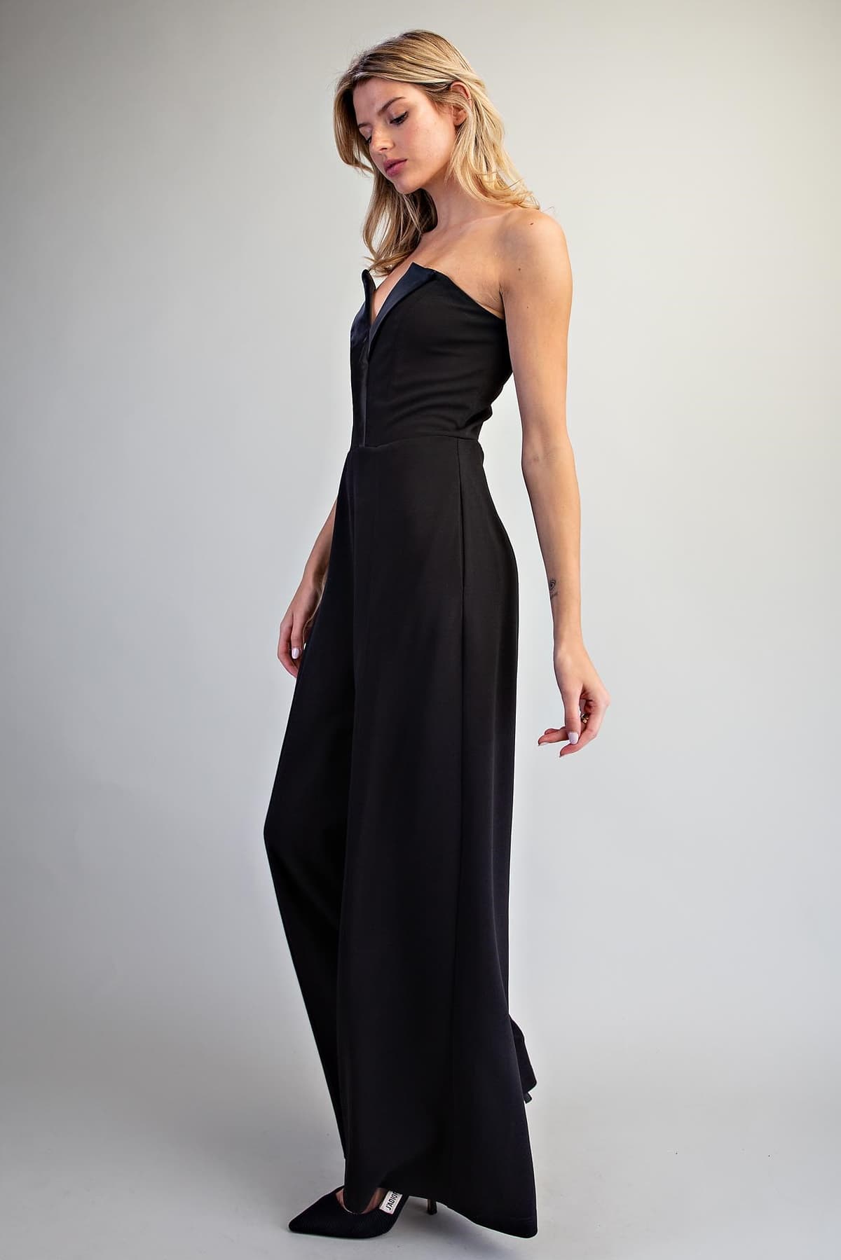 BK16488 - BLACK