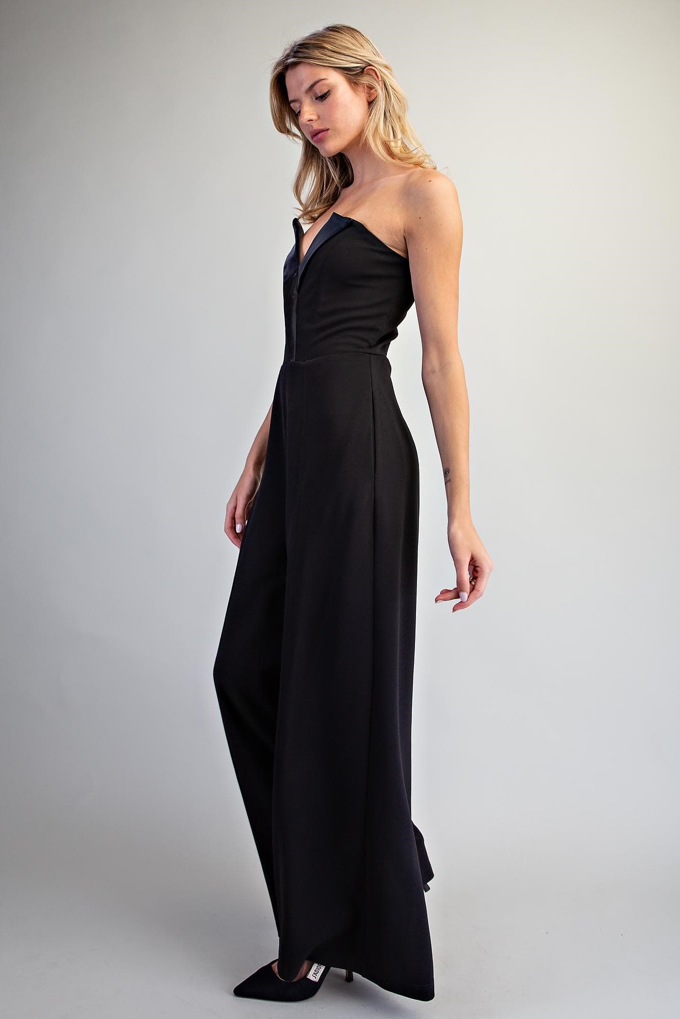 BK16488 - BLACK