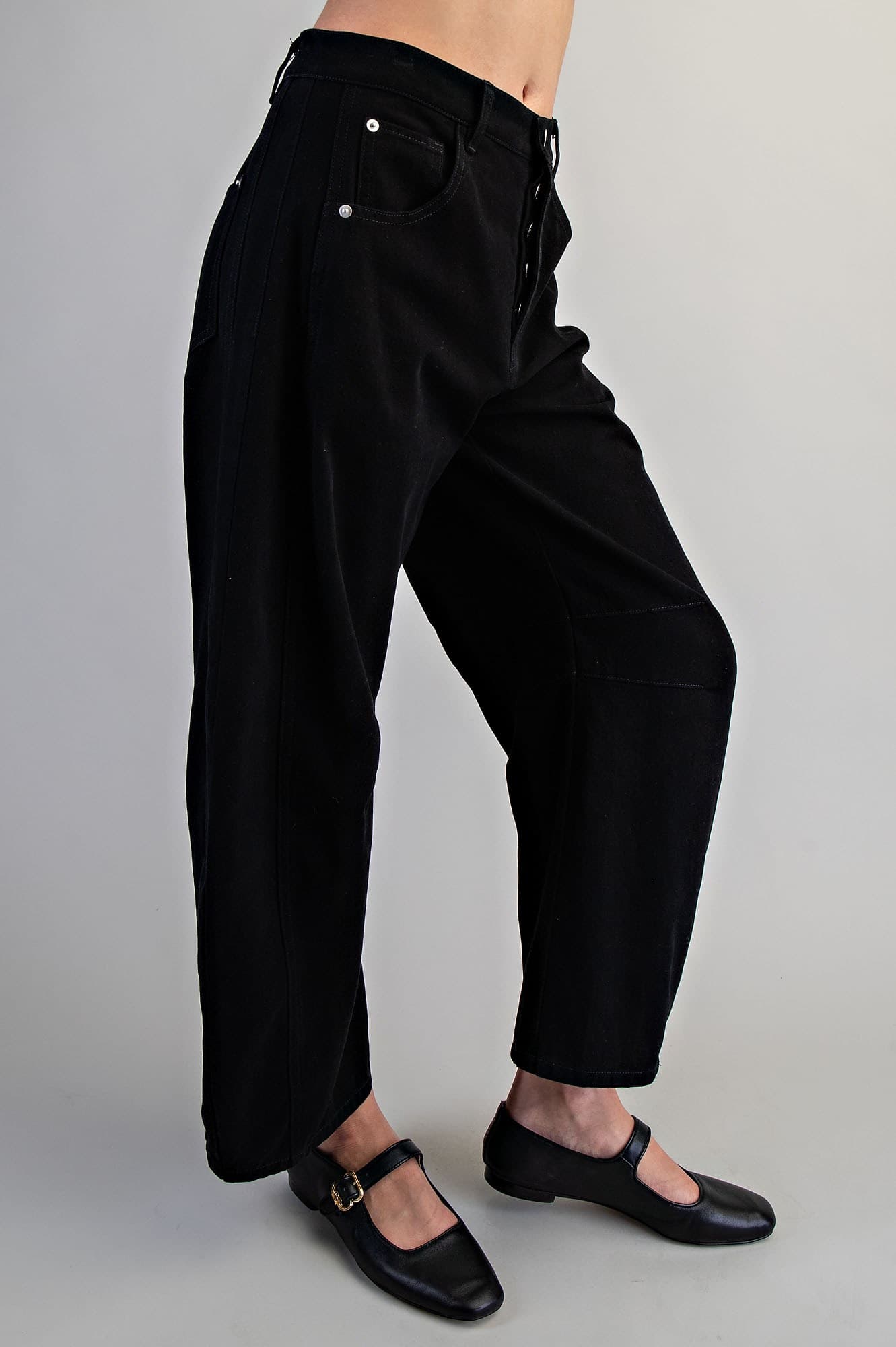 PK16642 - ASH BLACK