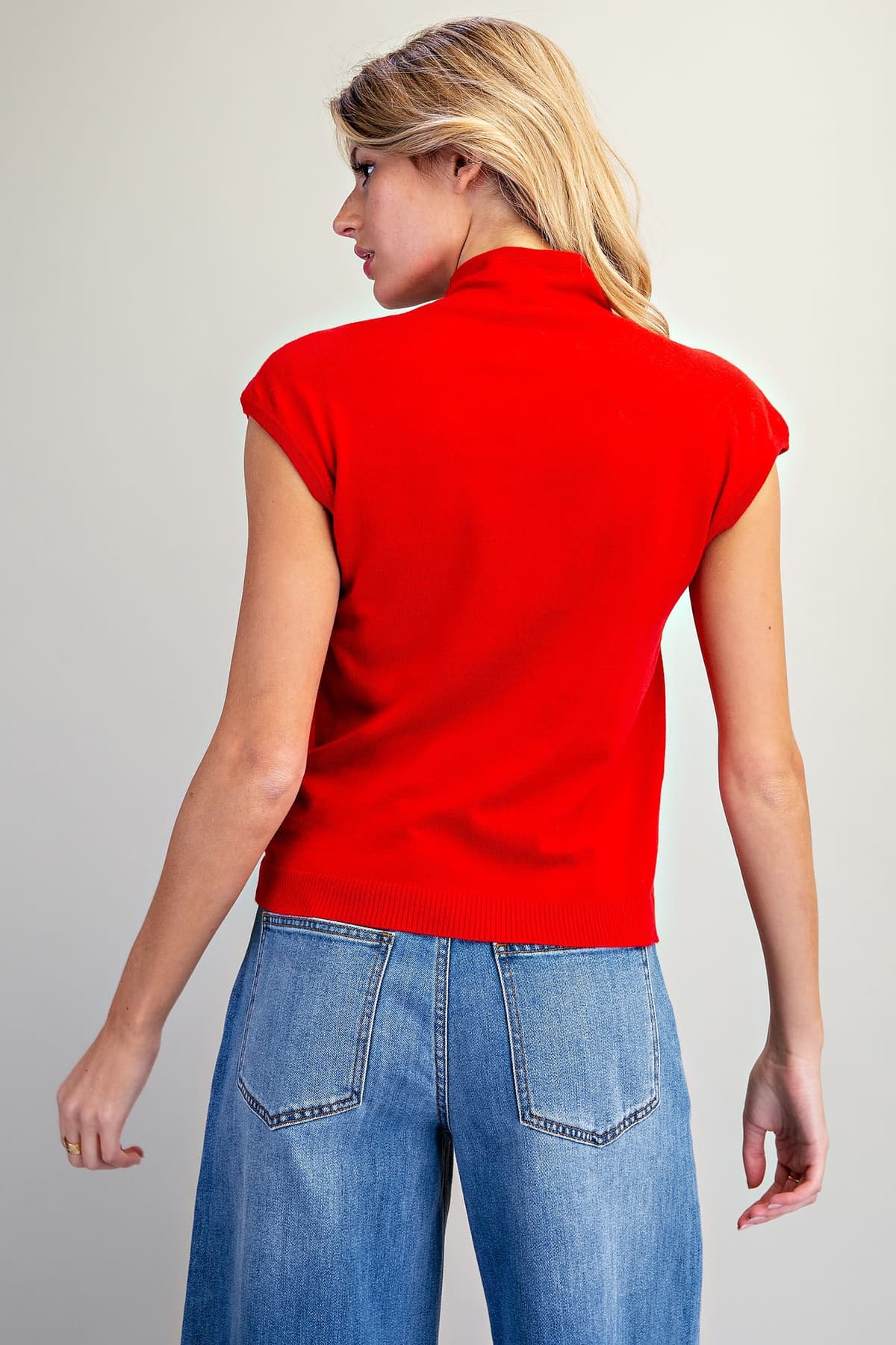 SK16266 - CHERRY RED