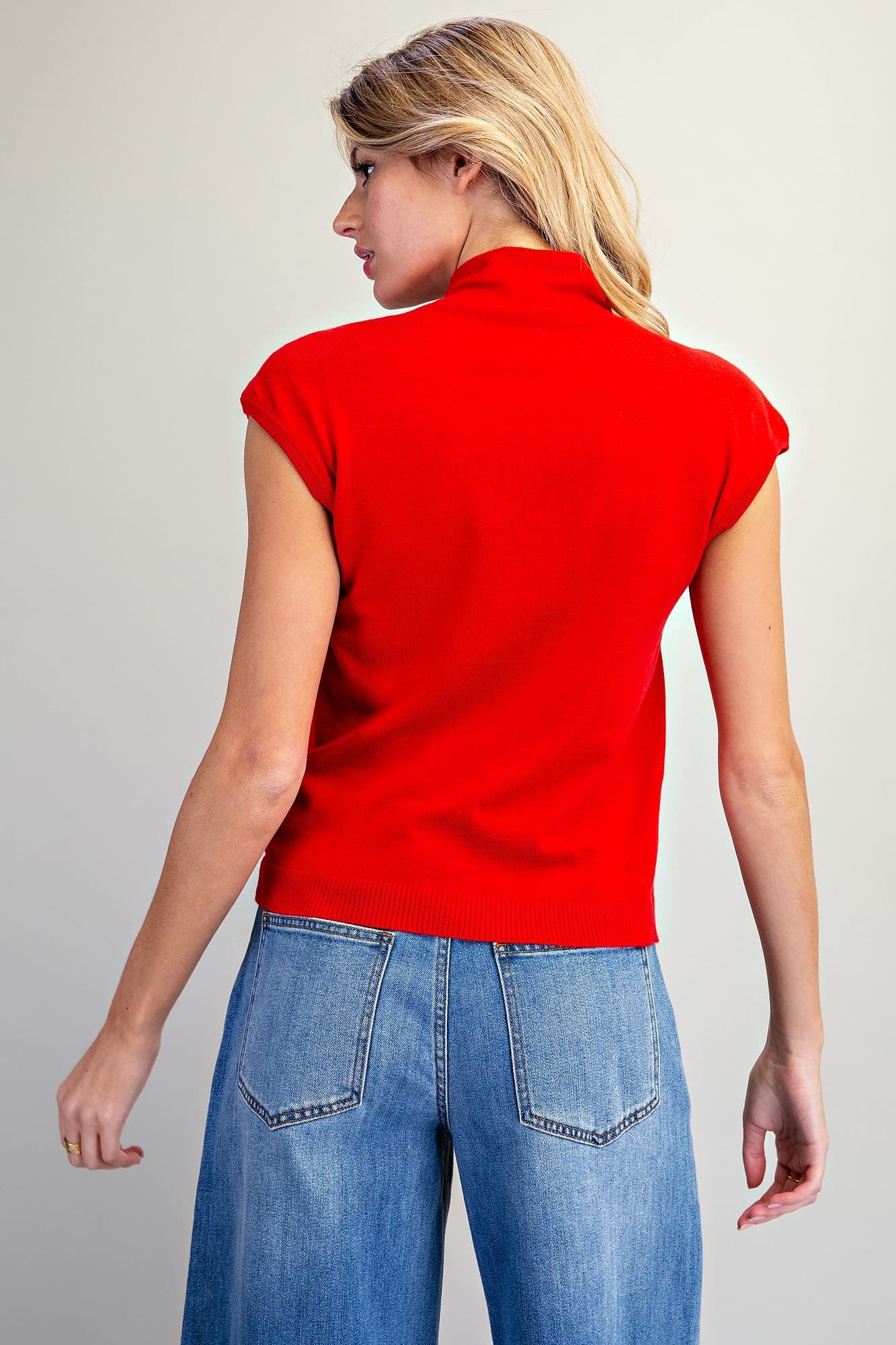 SK16266 - CHERRY RED