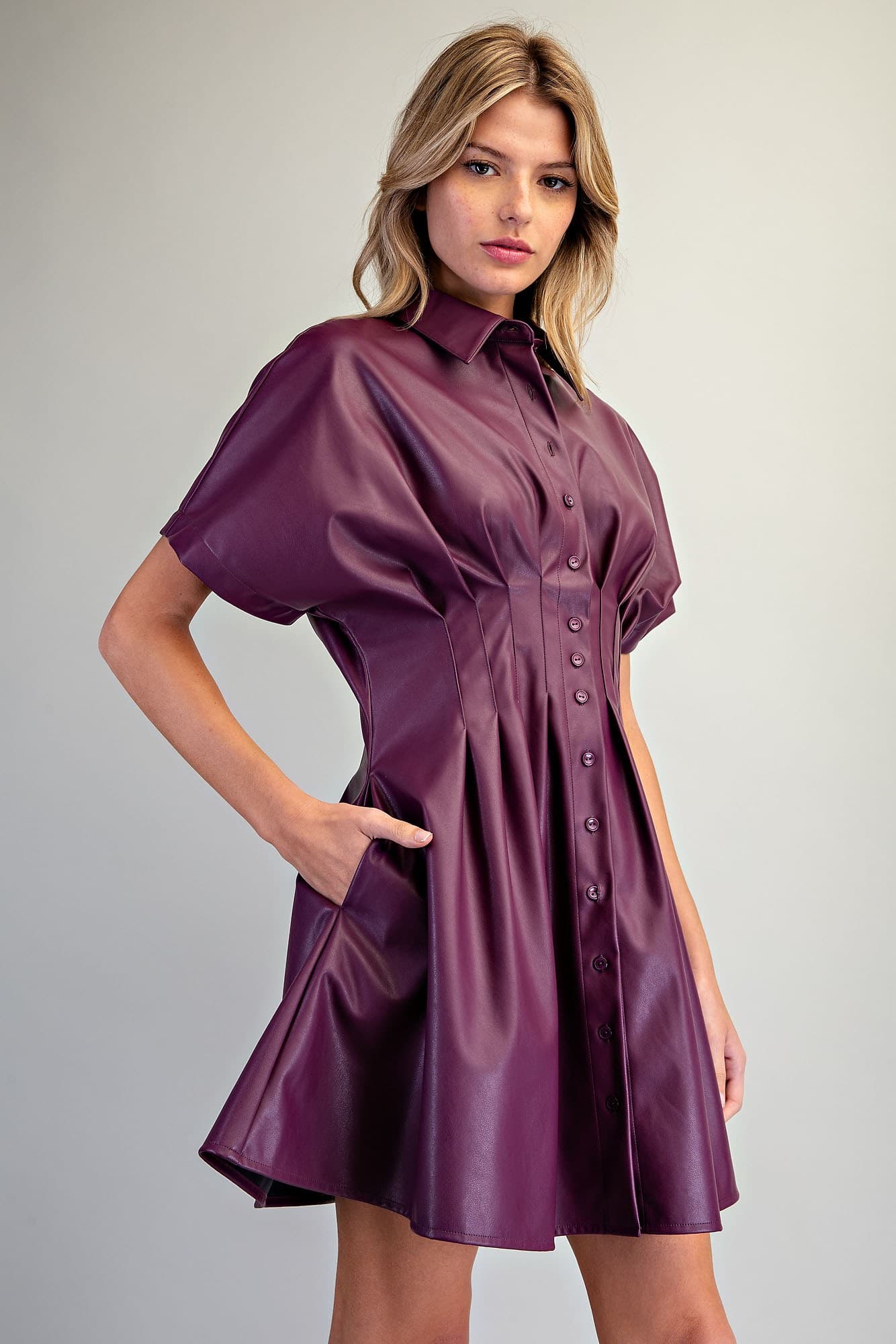 DK16186 - PLUM