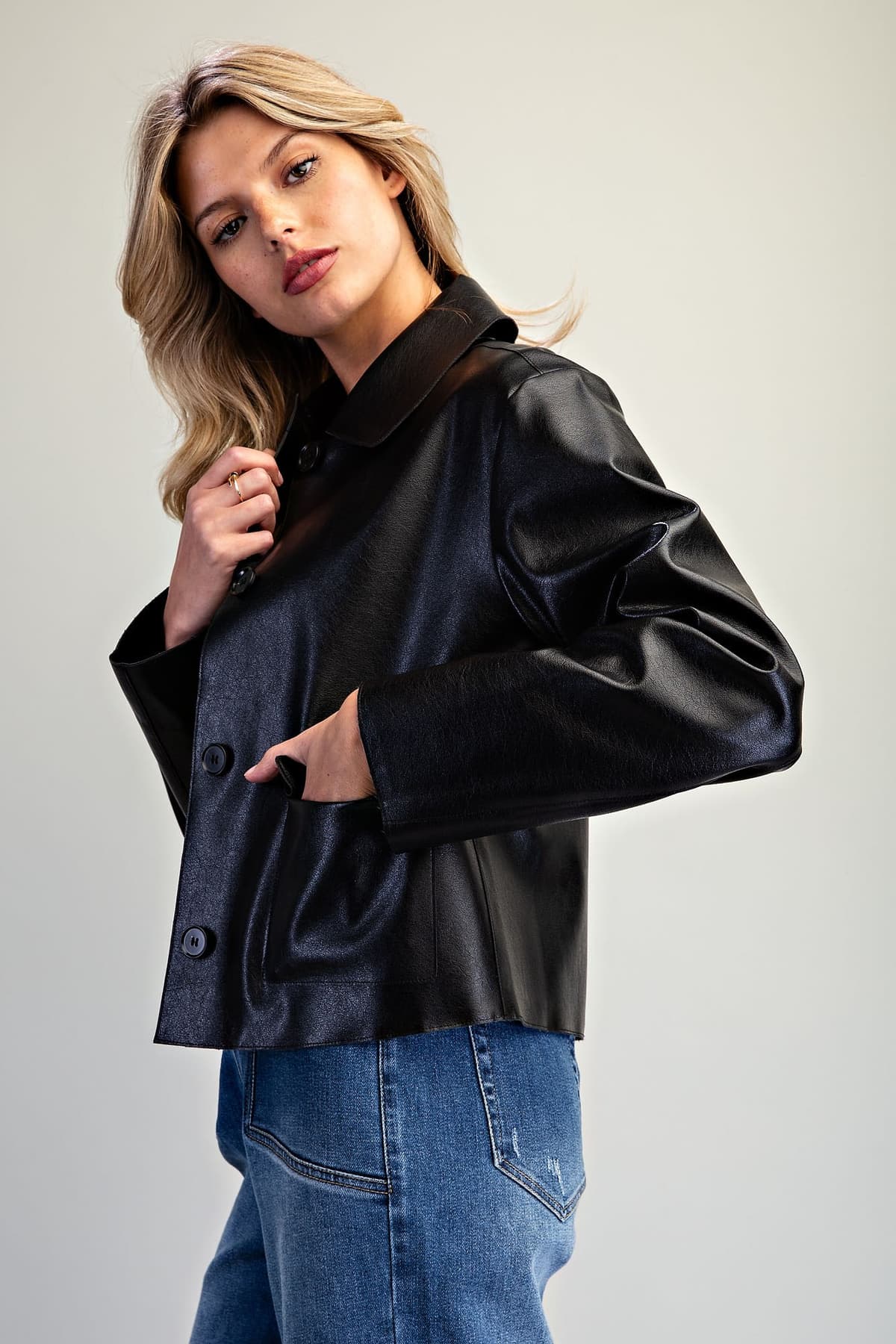 JK16448 - BLACK