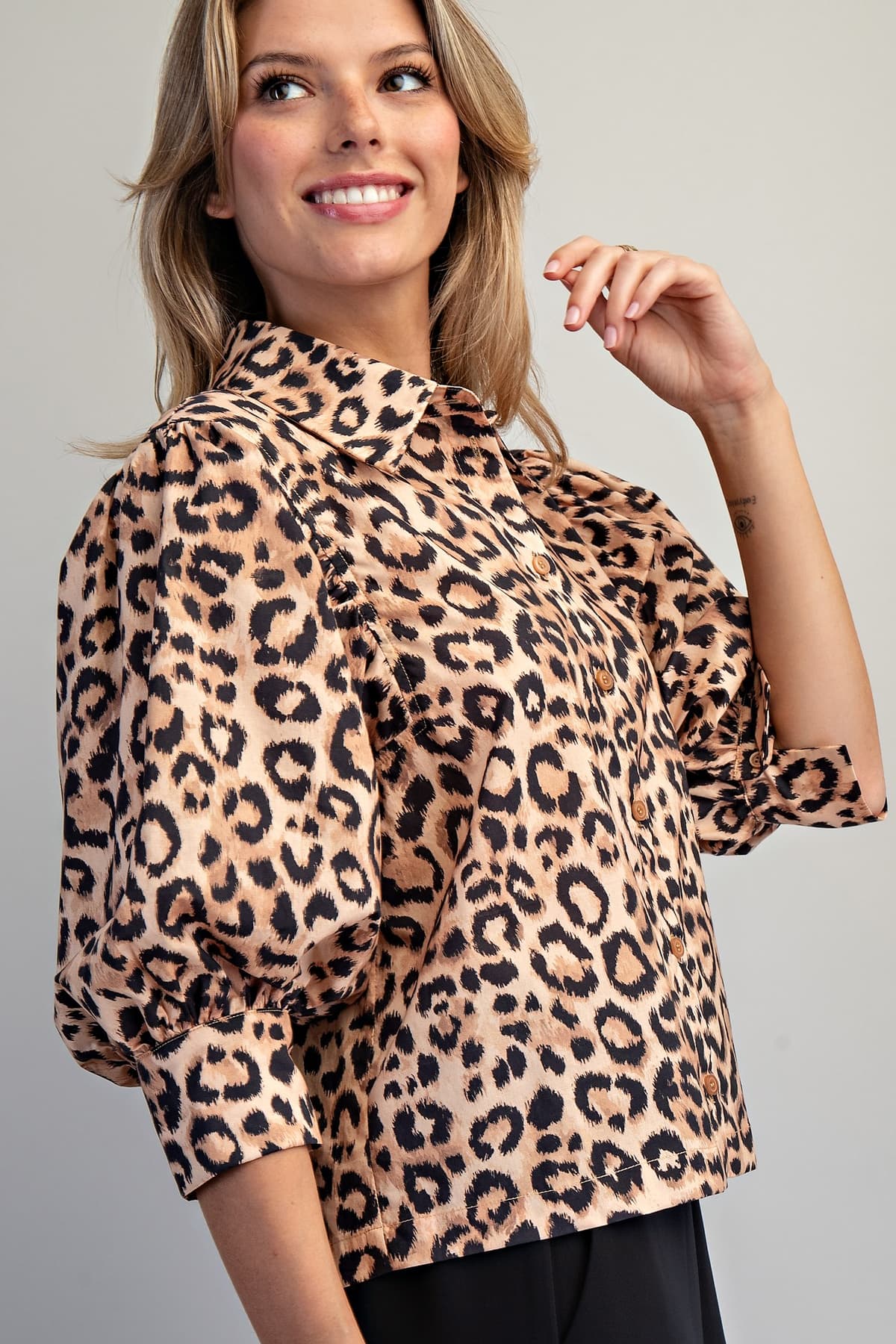 TH17309 - LEOPARD