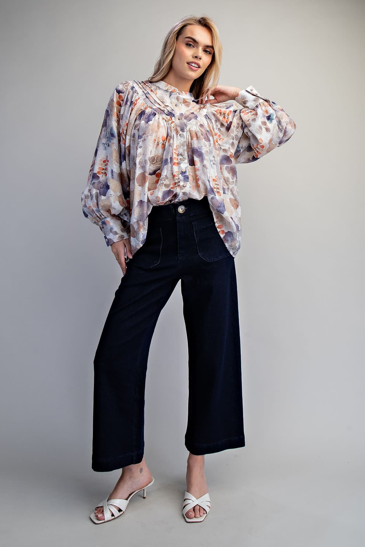 TK16953 - DUSTY BLUE BOTANICAL