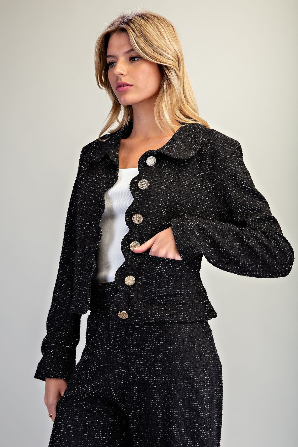 JK16682 - BLACK