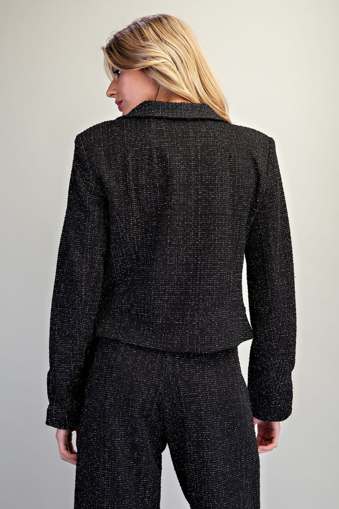 JK16682 - BLACK