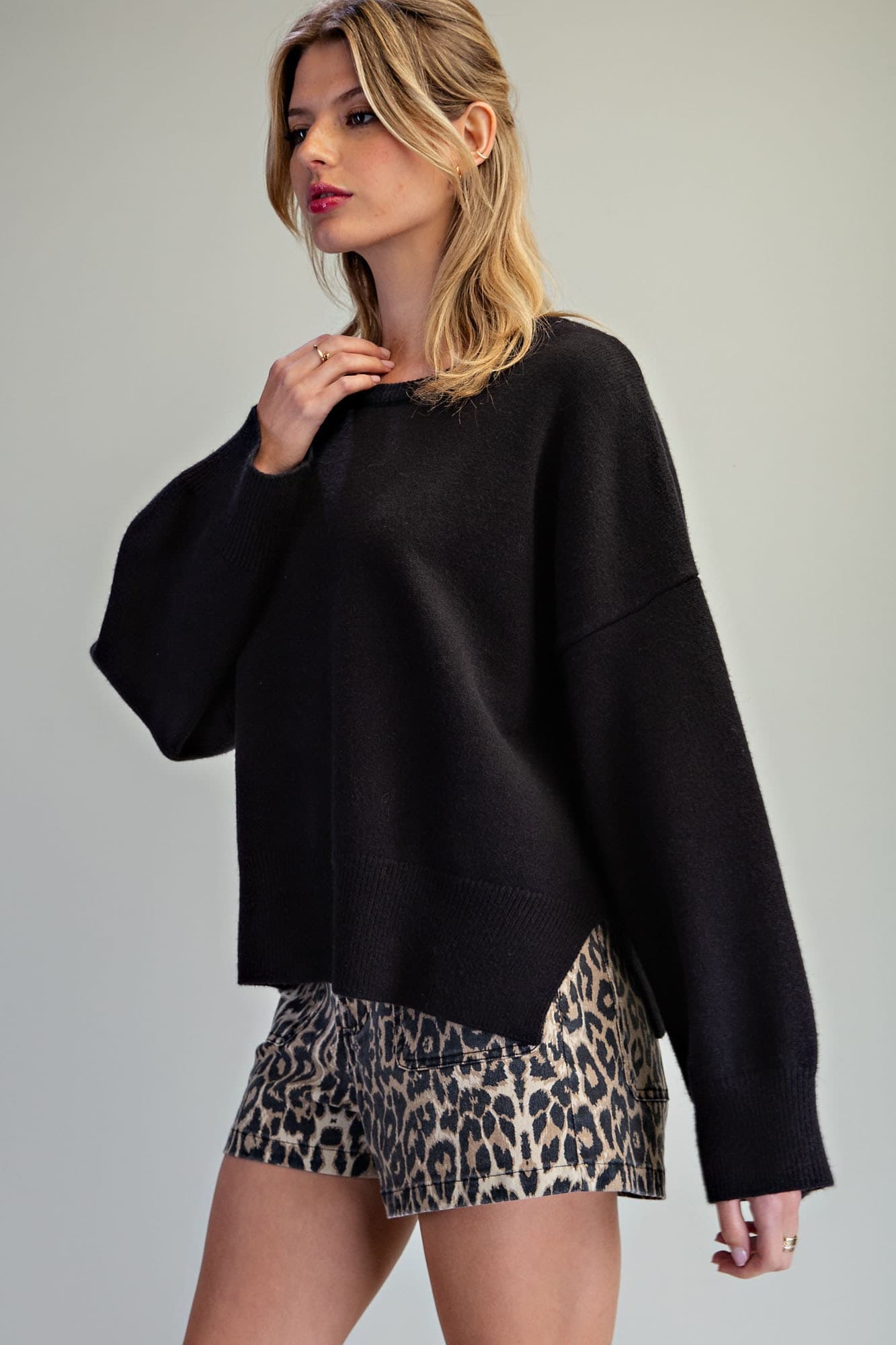 SH17462 - BLACK