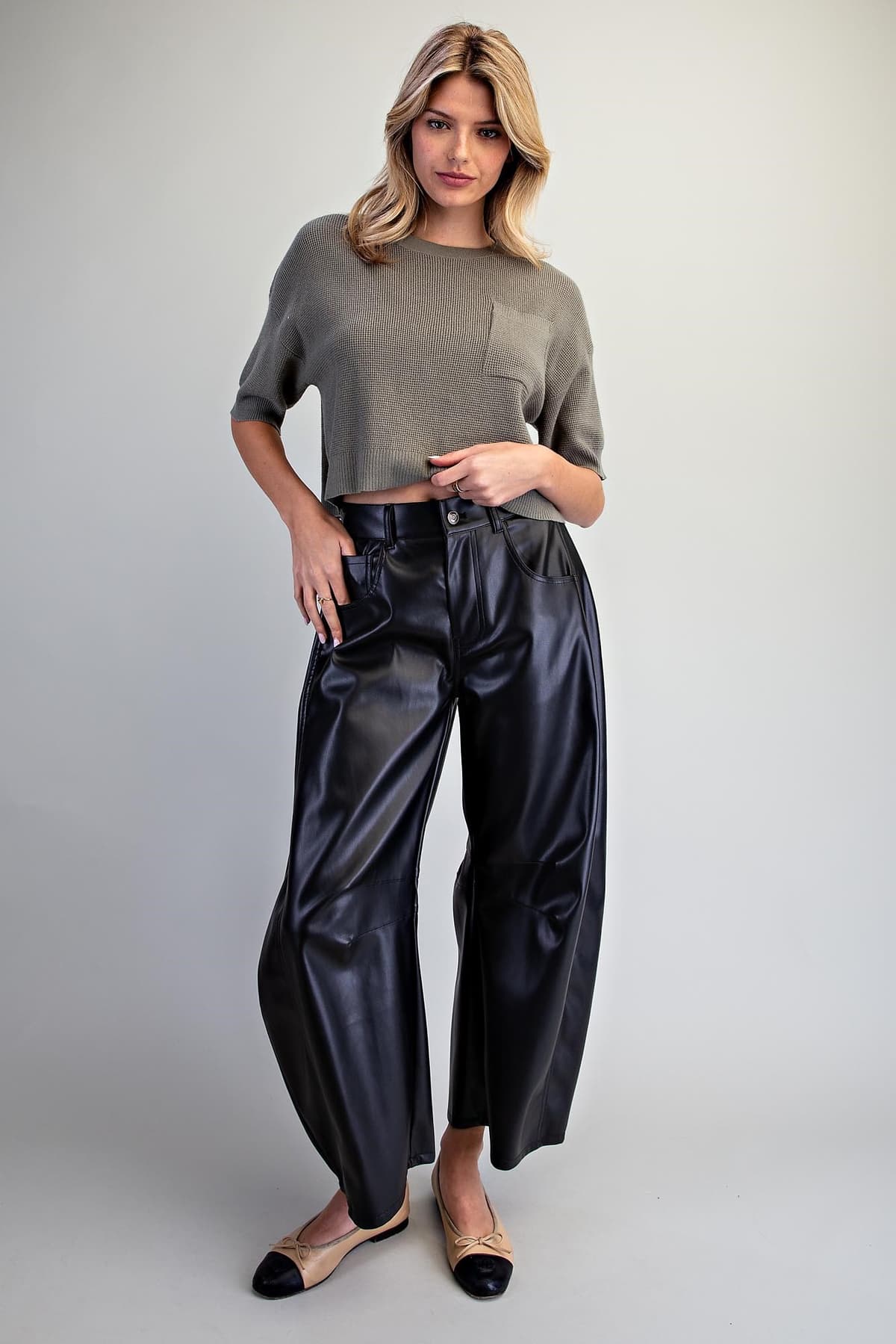 PK16974 - BLACK