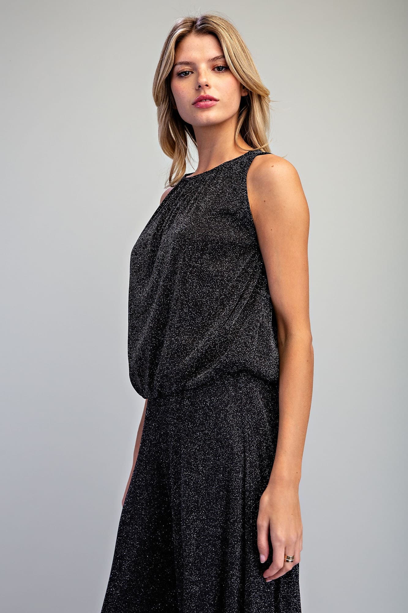TK16976 - BLACK