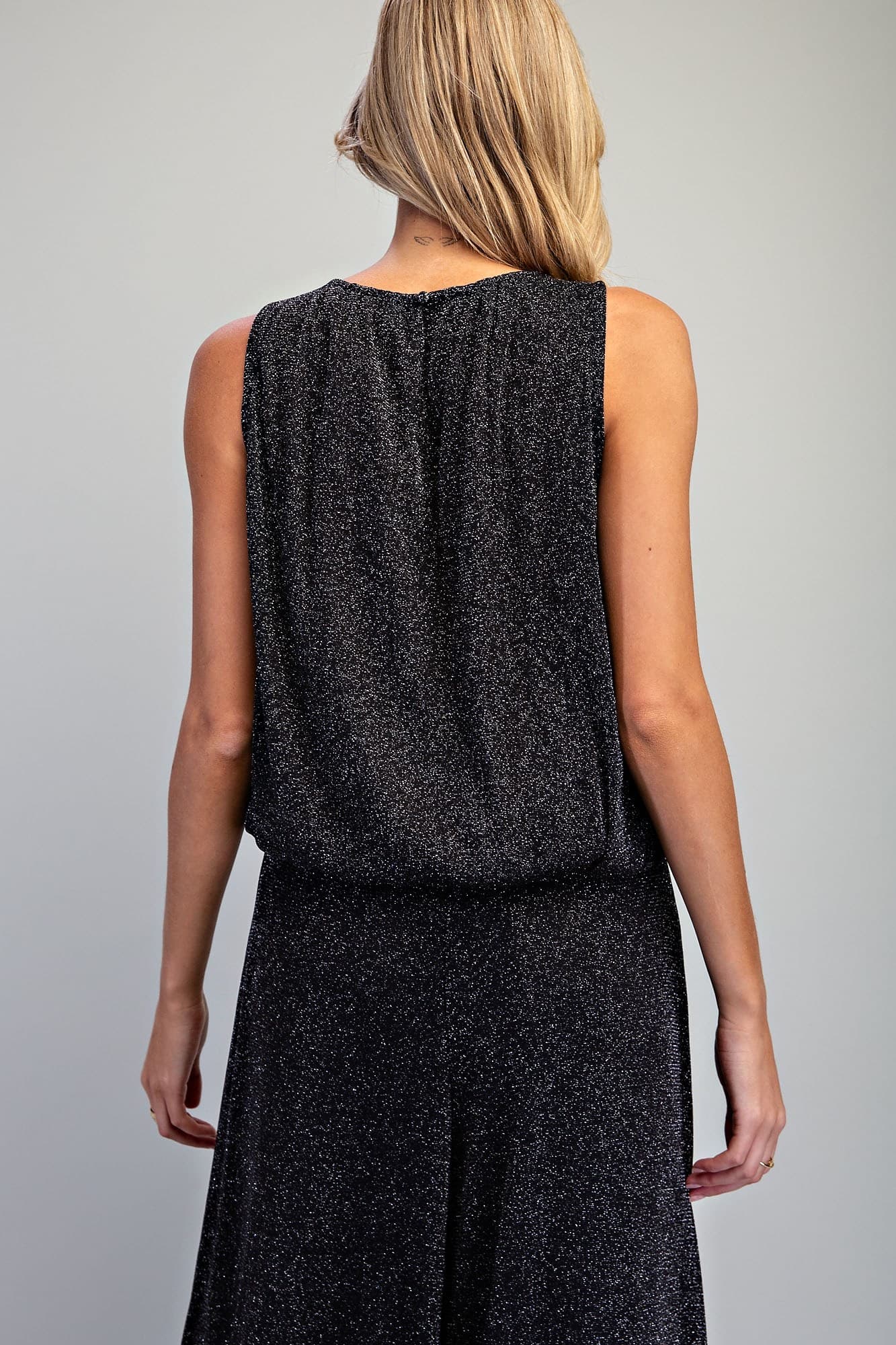 TK16976 - BLACK