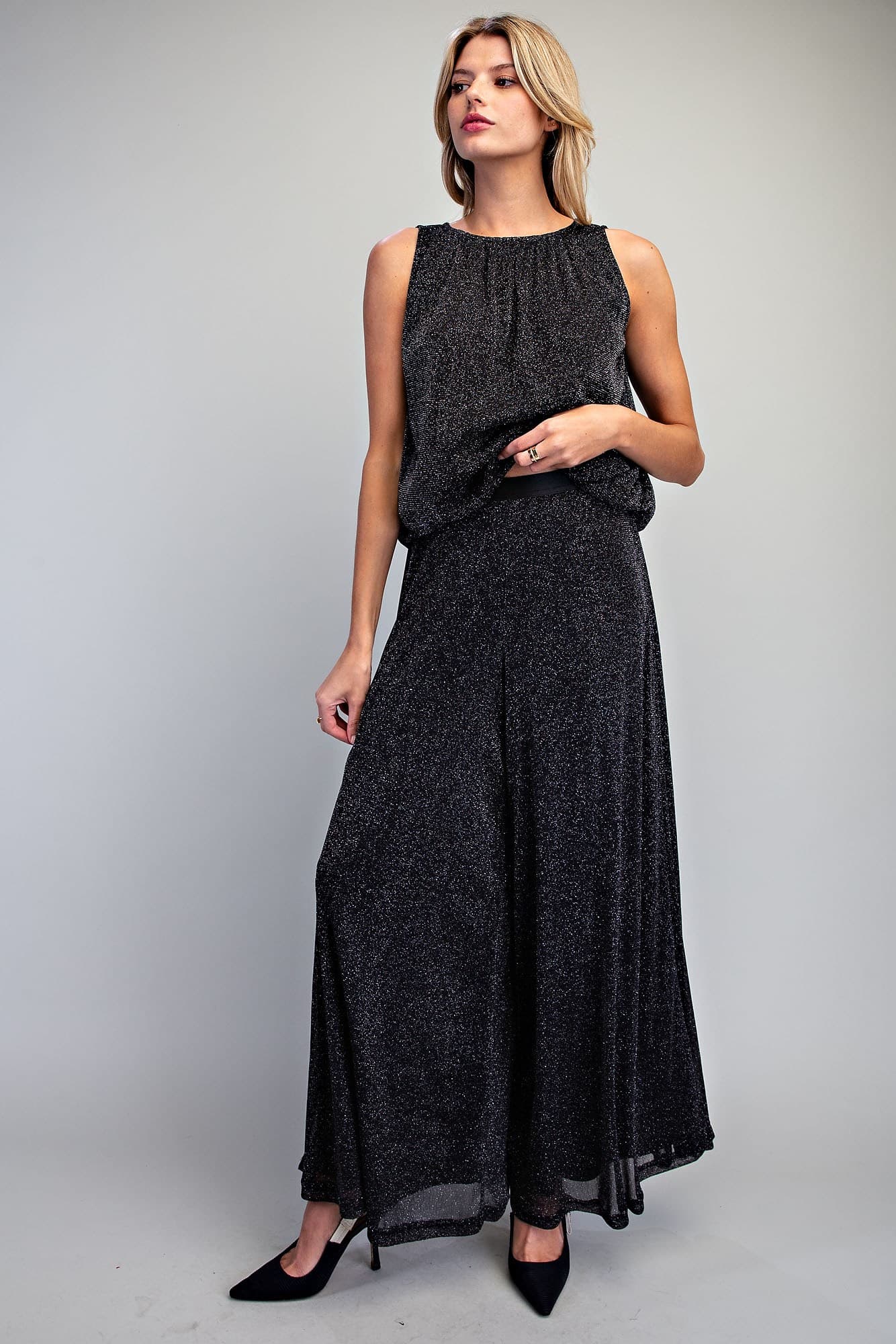 TK16976 - BLACK