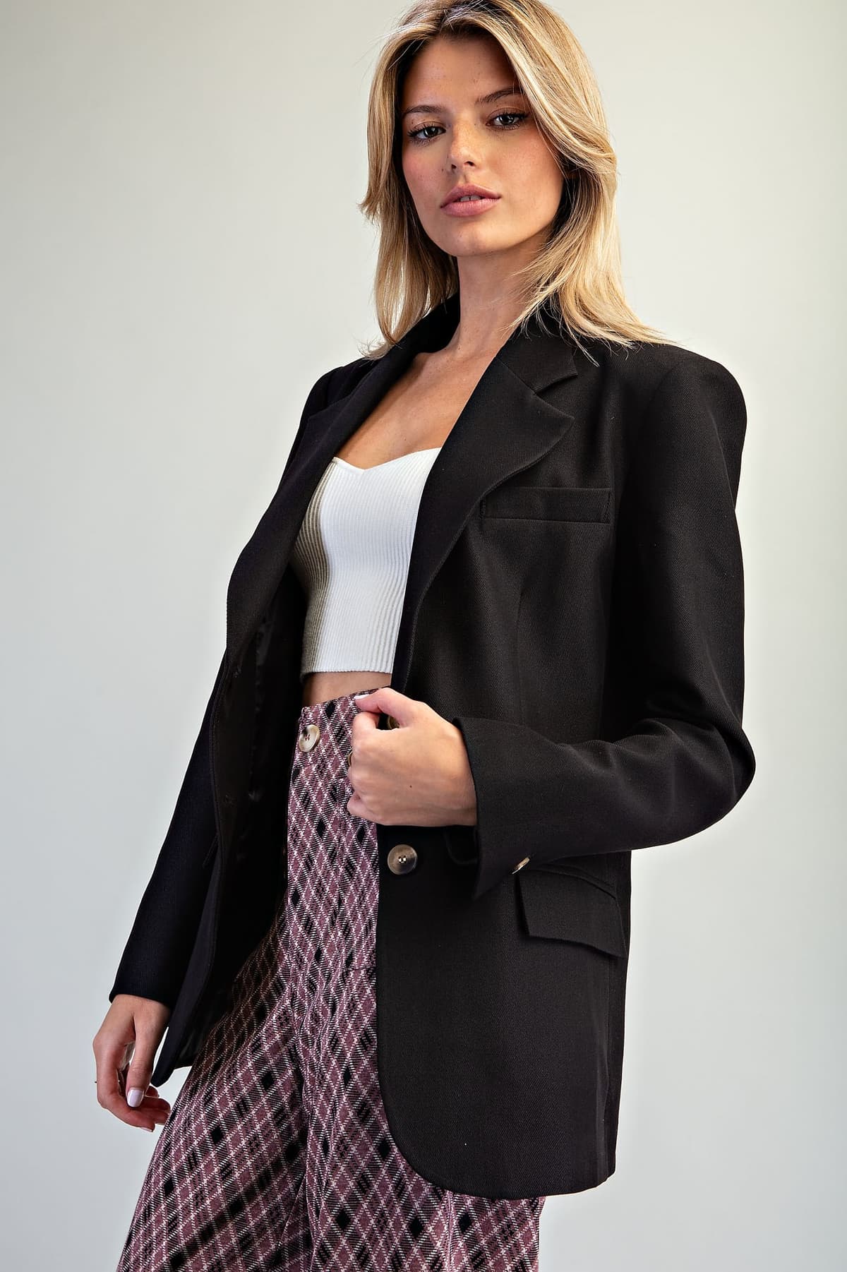 JK16658 - BLACK