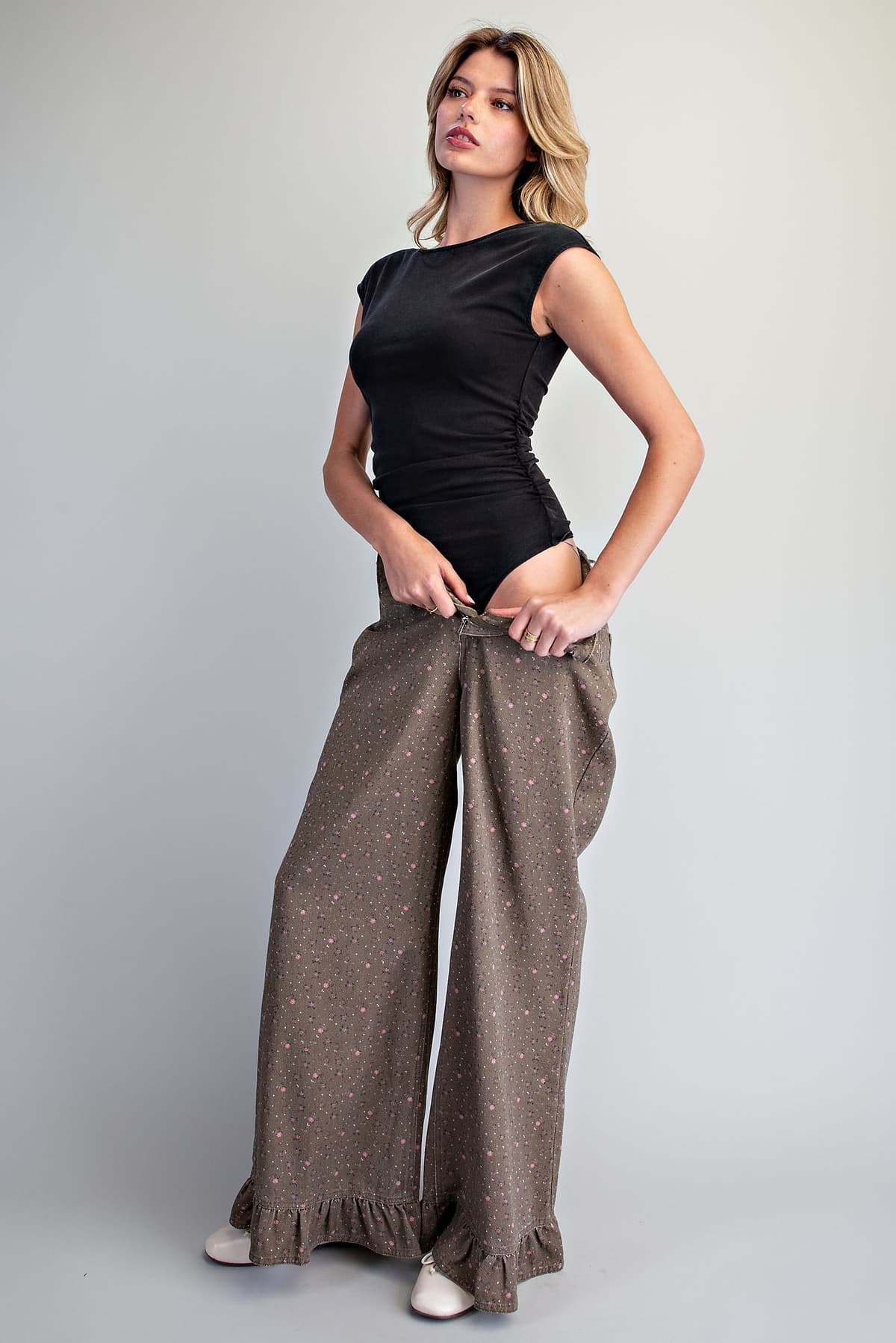 TK16570 - BLACK
