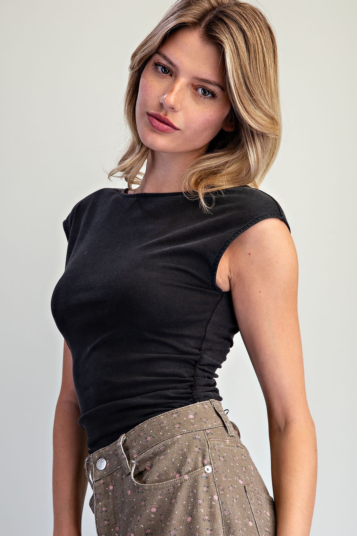 TK16570 - BLACK