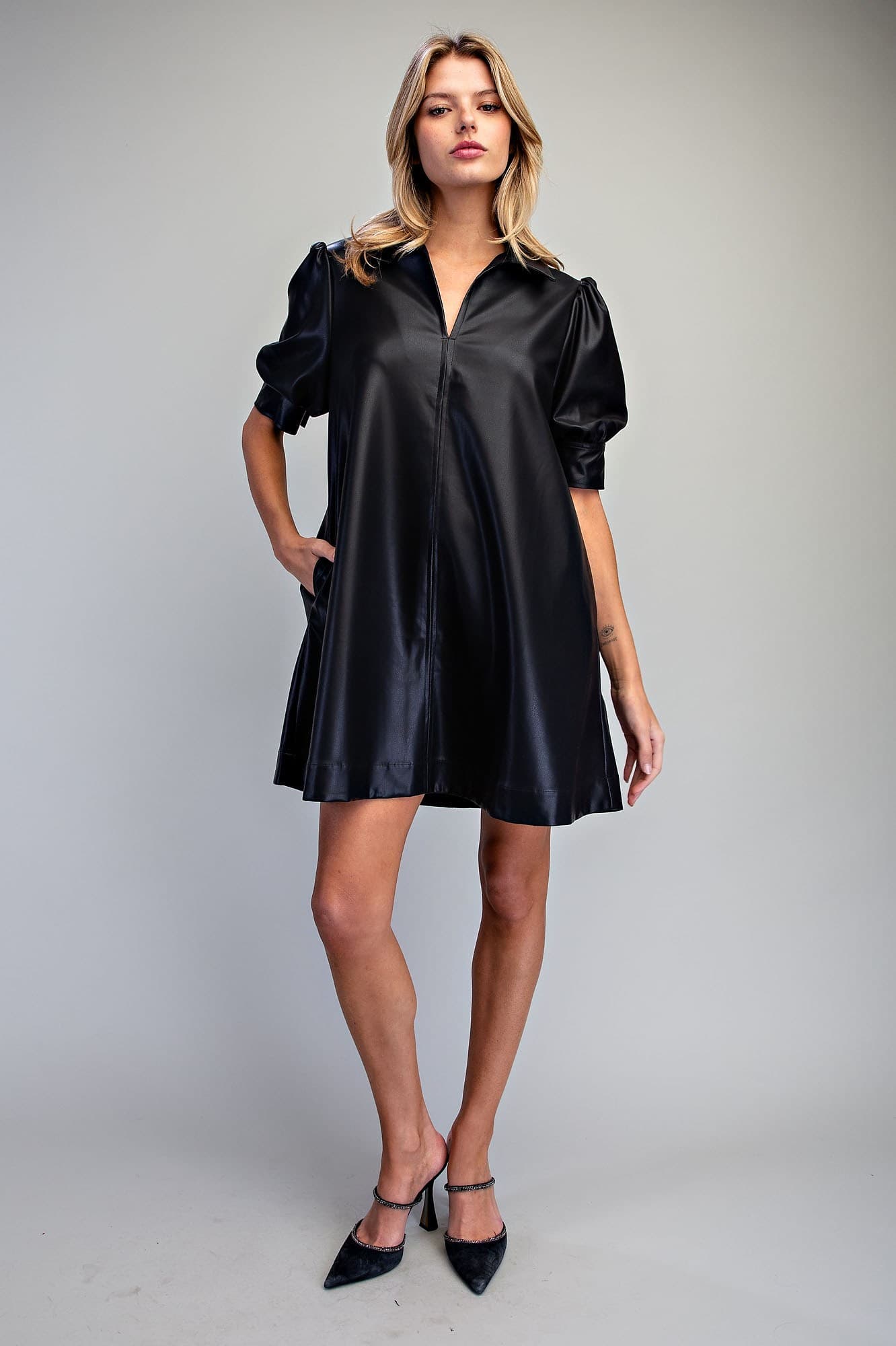 DH15968 - BLACK