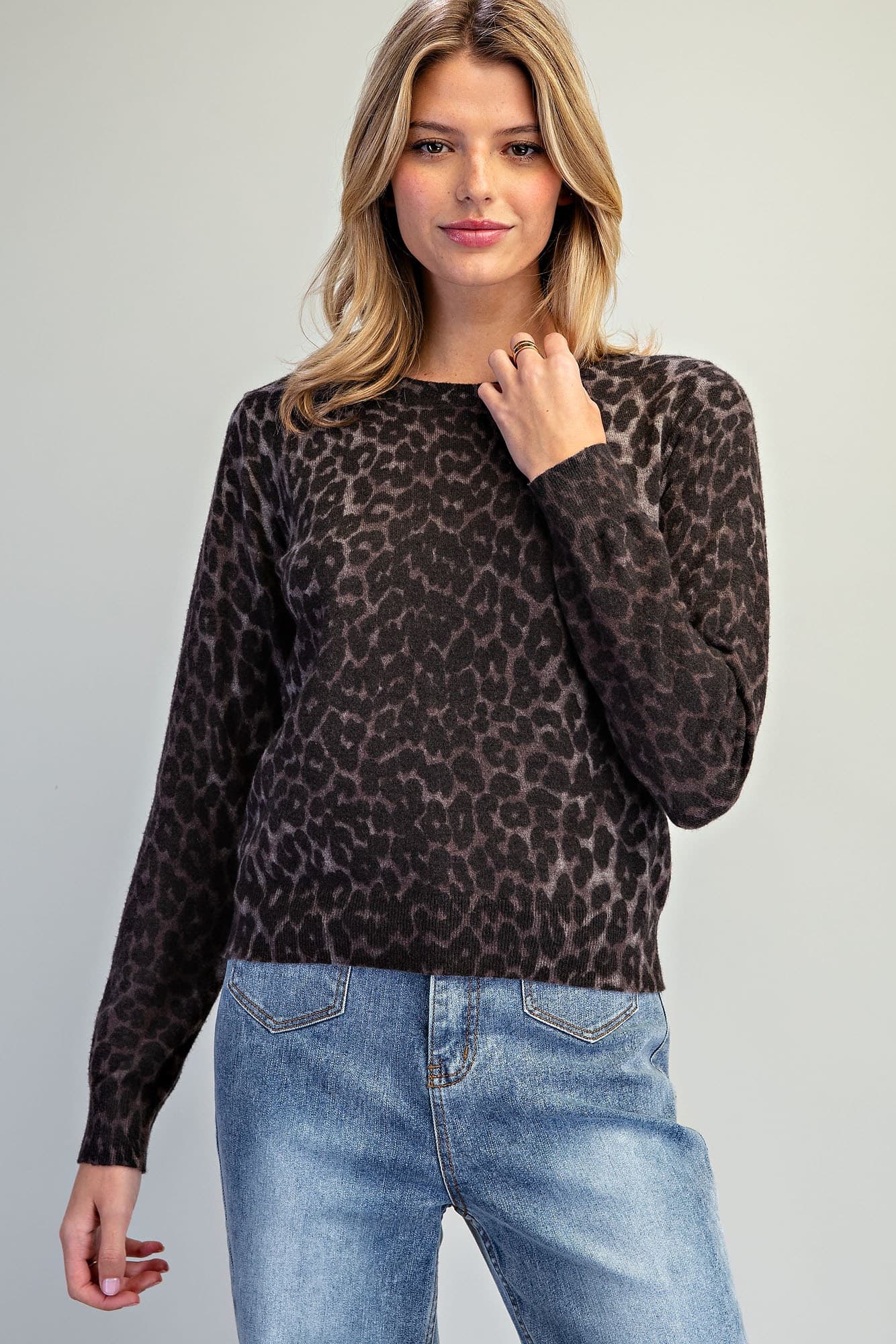 SK16388 - ASH BLACK