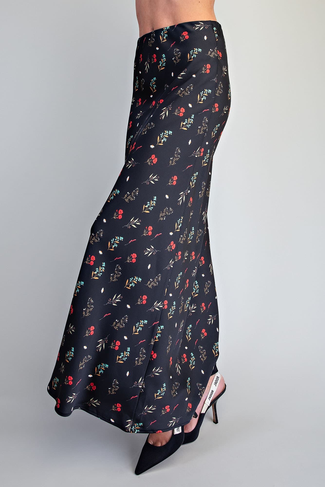 SHS15723 - BLACK