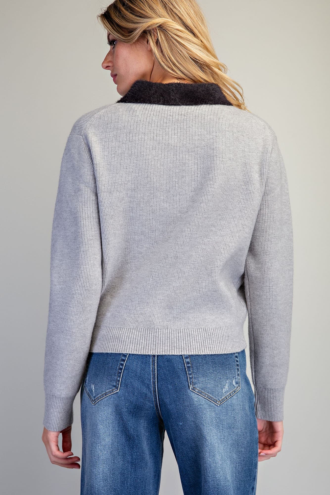 SH17354 - CHARCOAL