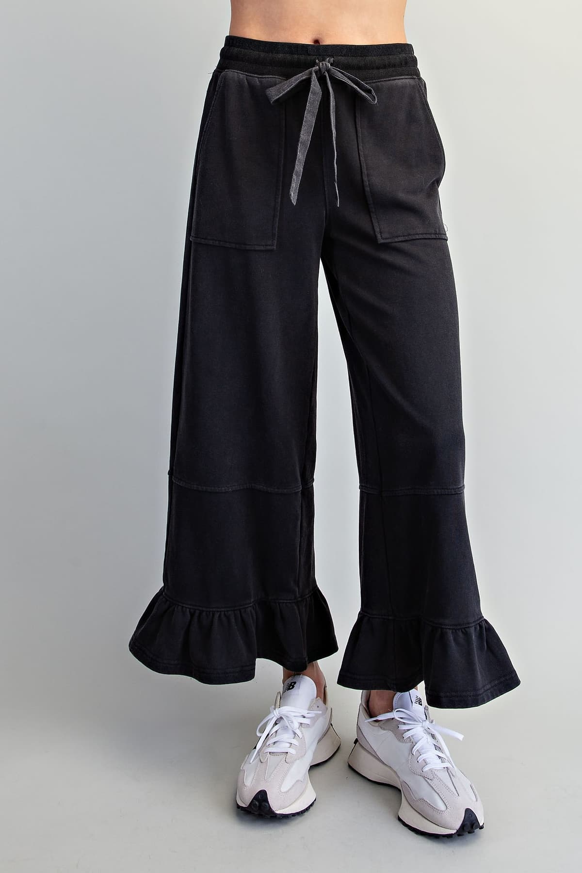 PH17007 - ASH BLACK