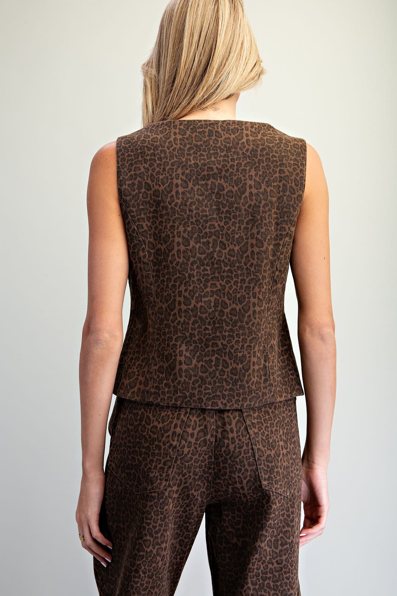 JH17504 - LEOPARD