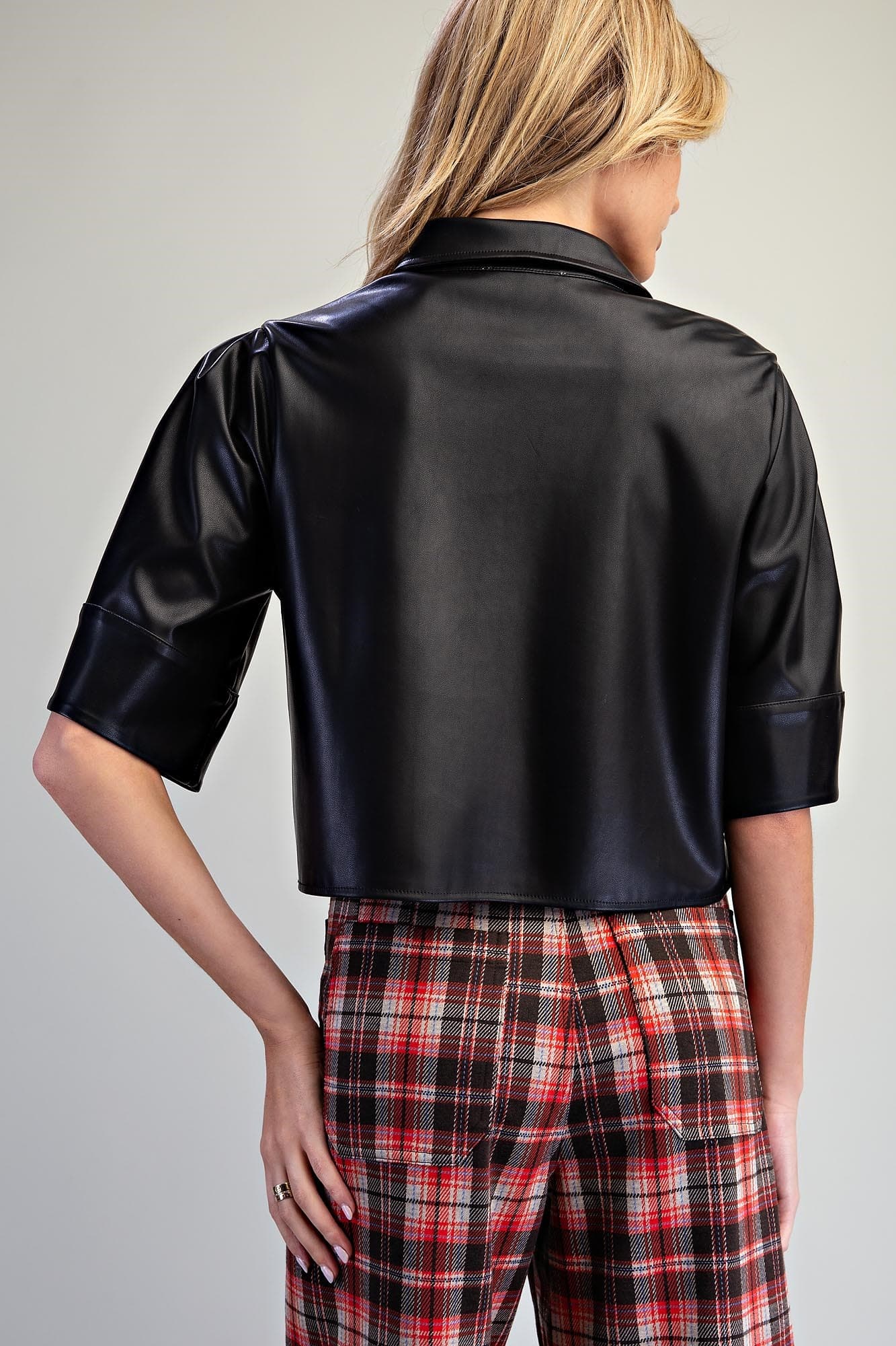 TK16657 - BLACK