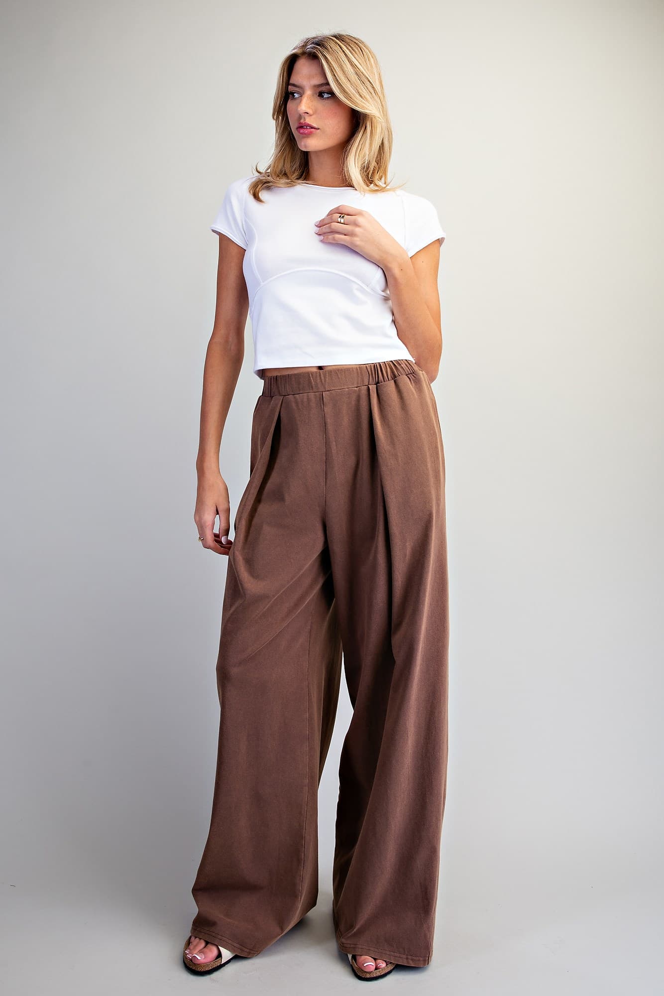 PK16896 - BROWN