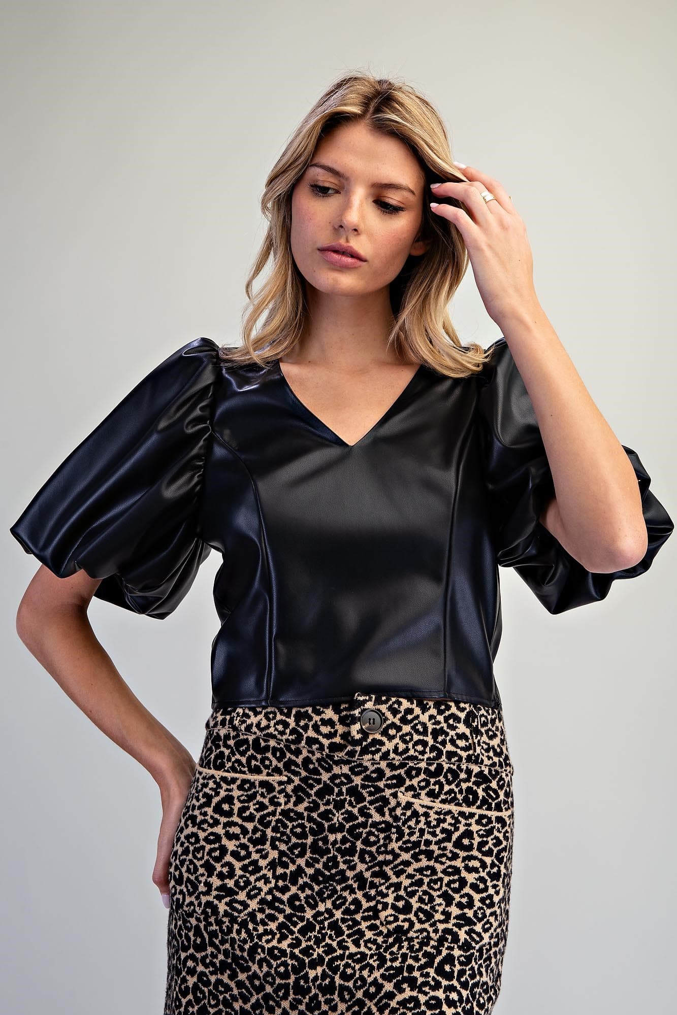 TK16846 - BLACK