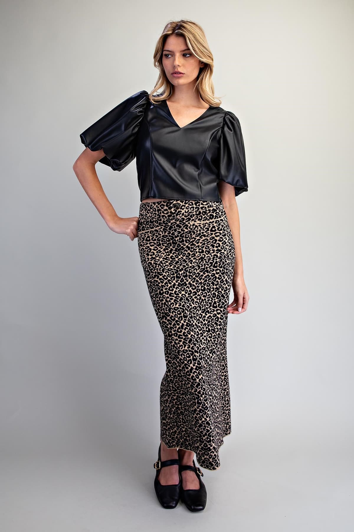 TK16846 - BLACK