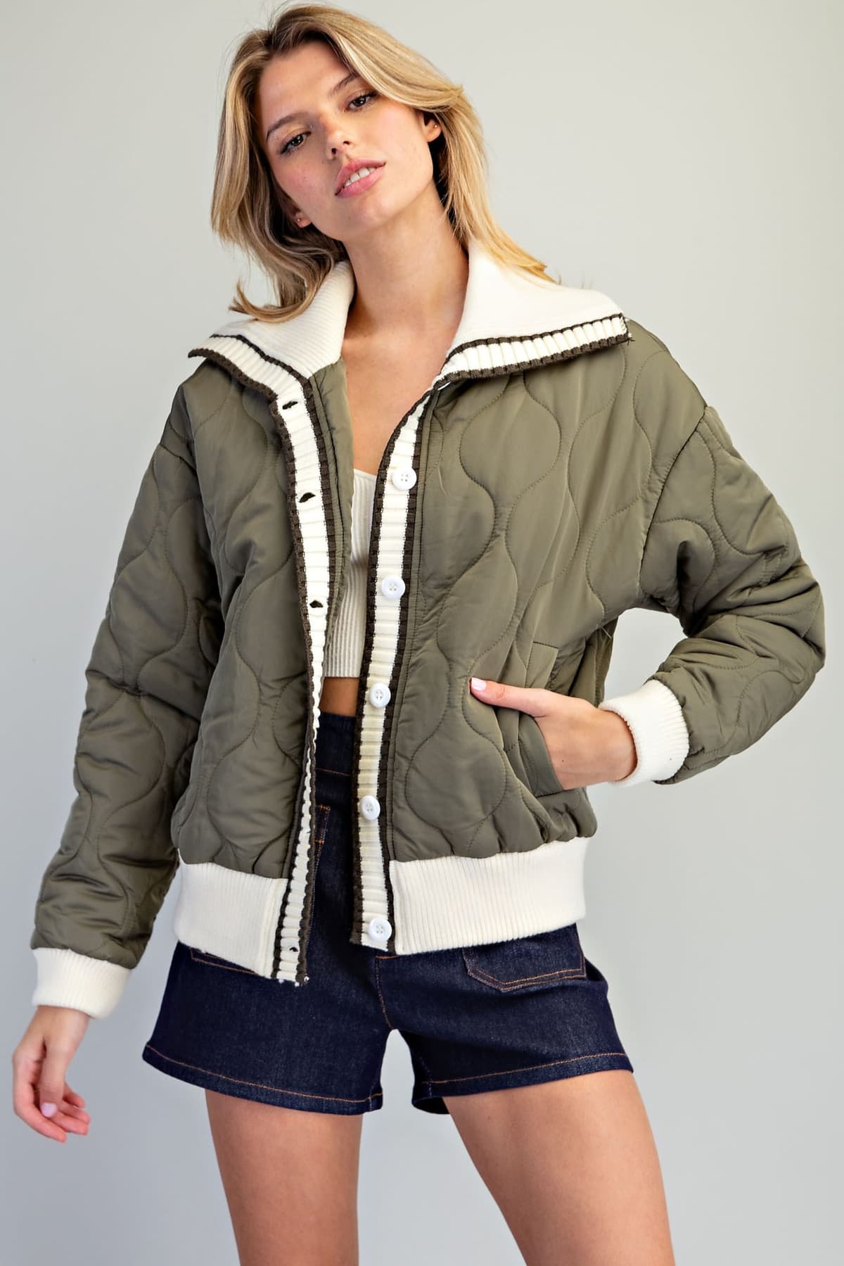 JK16535 - OLIVE