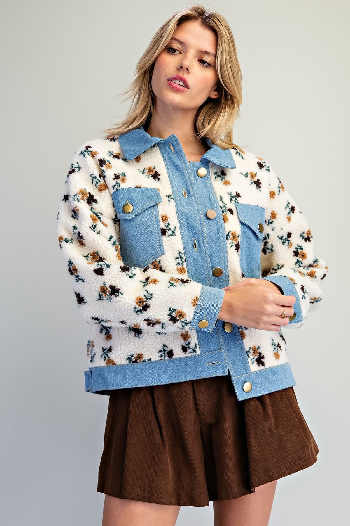 JH17221 - IVORY FOREST