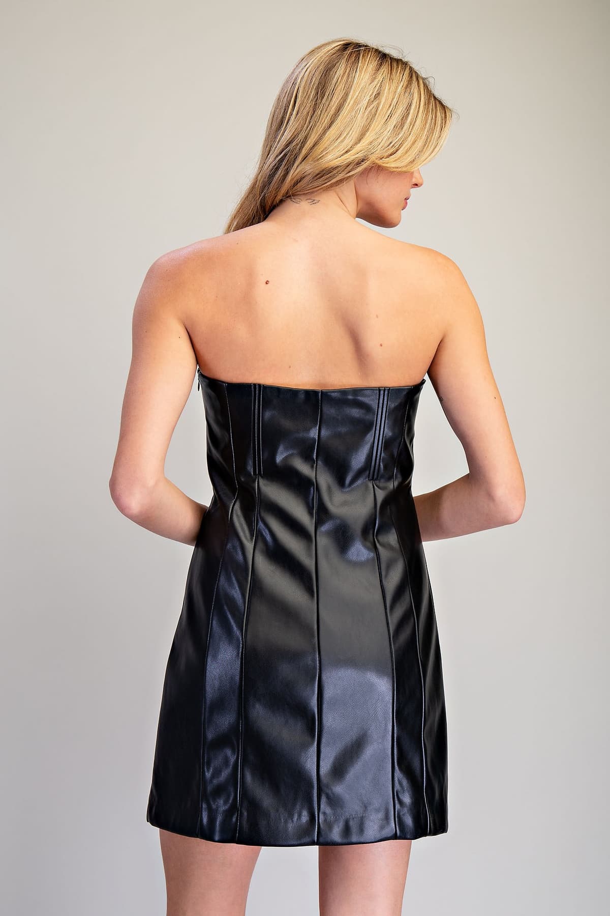 DK16751 - BLACK