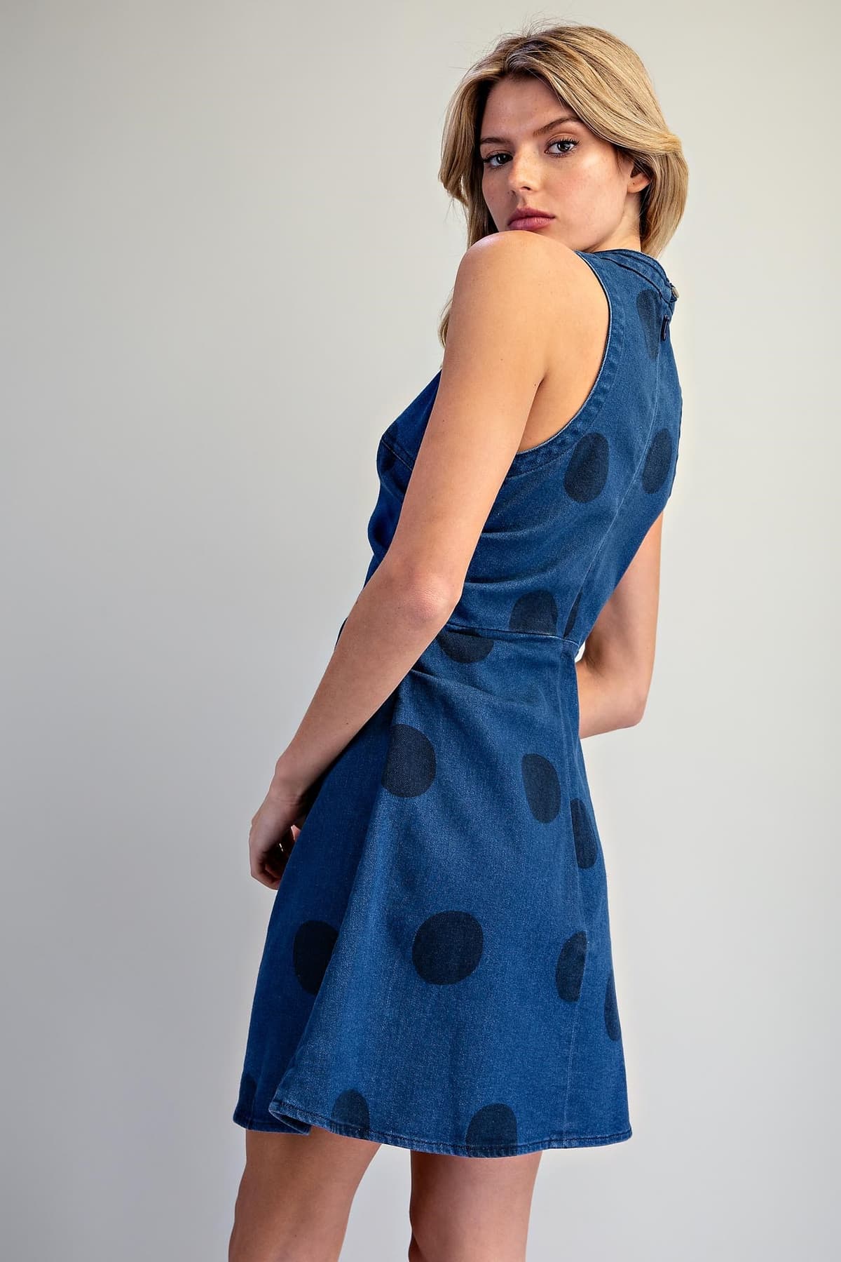 DH17338 - DENIM