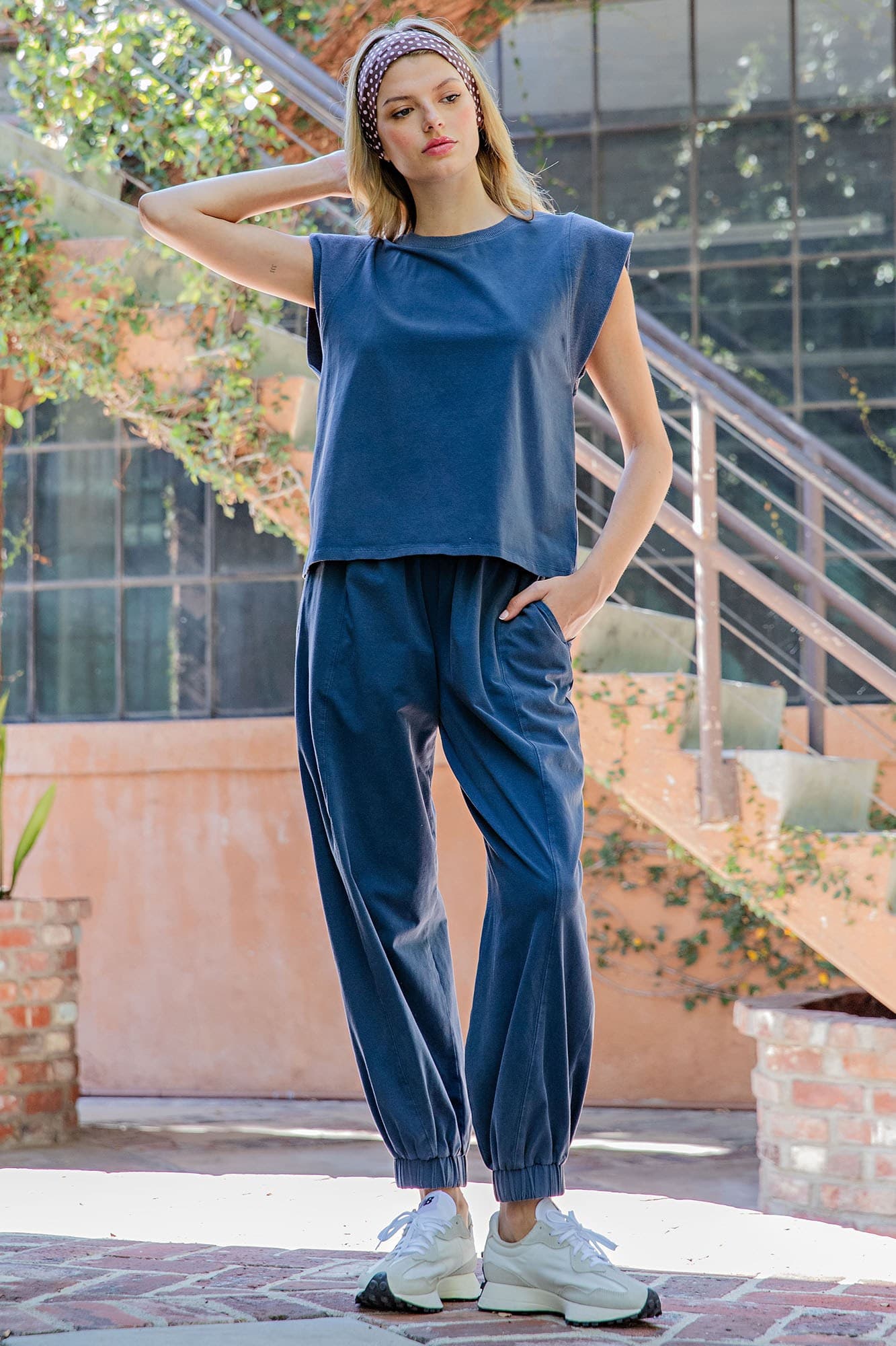 TK16571 - INDIGO