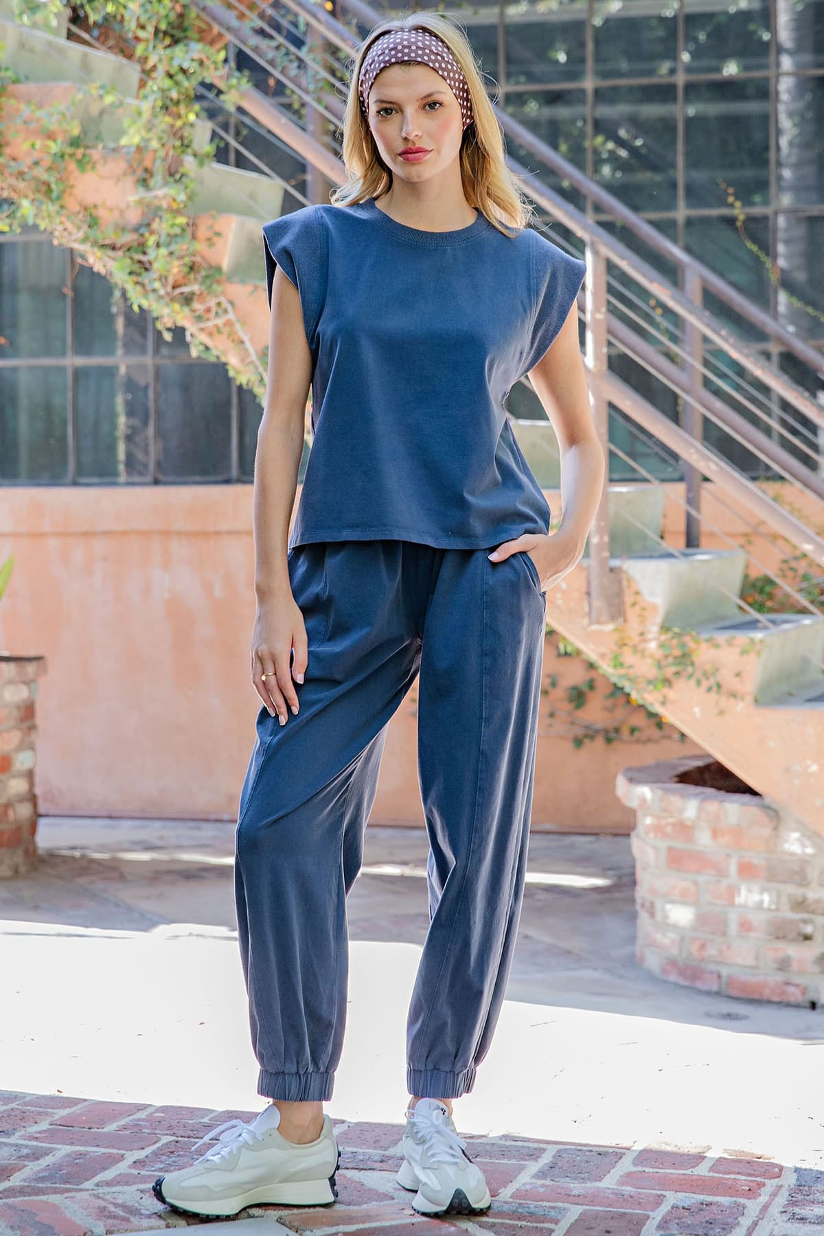 TK16571 - INDIGO