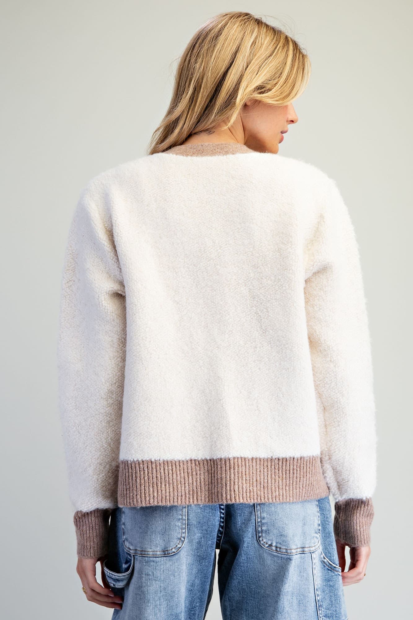 SJK16387 - OATMEAL
