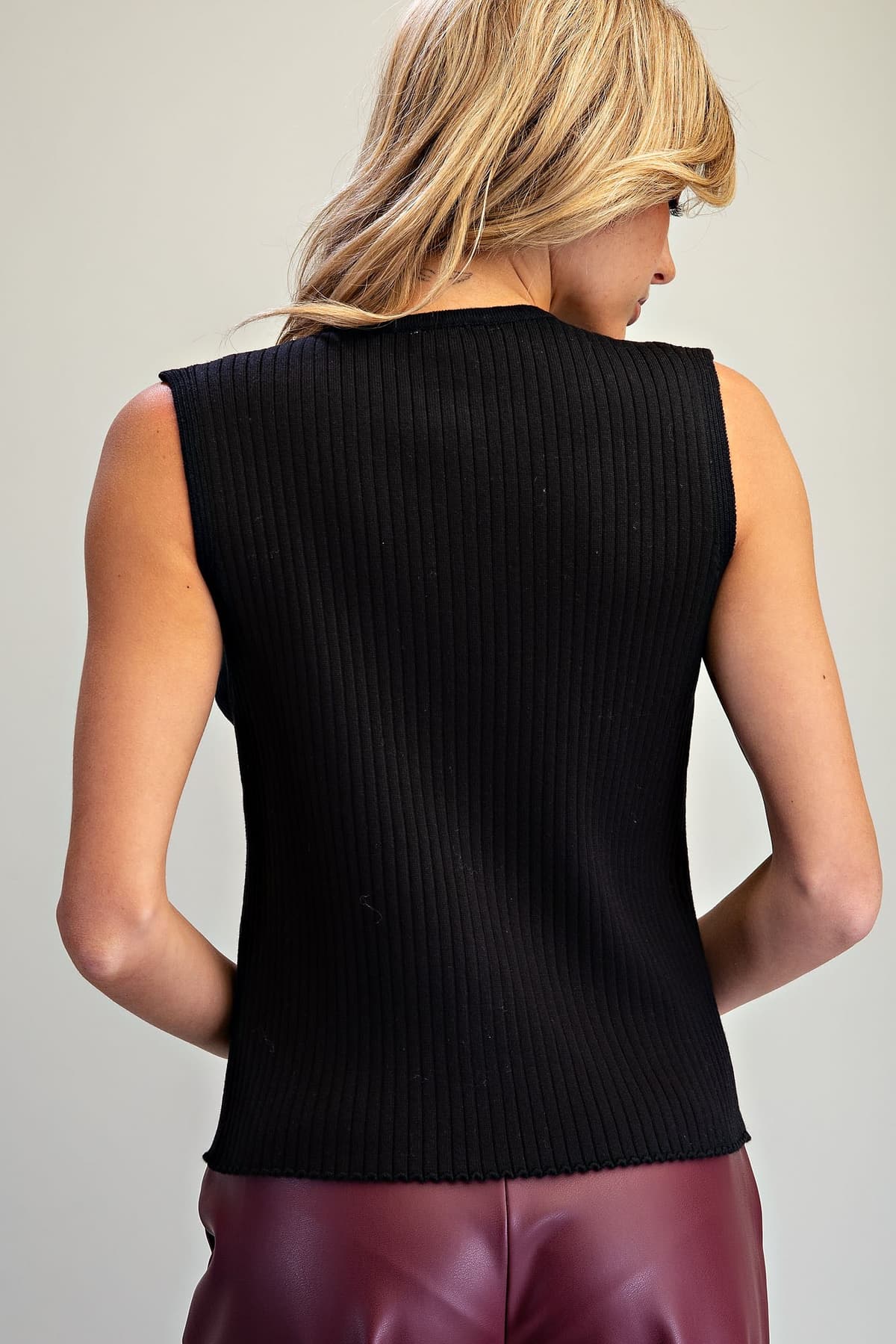 SJK16737 - BLACK