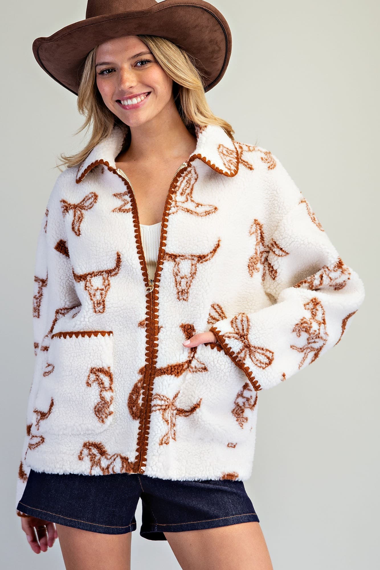 JH17423 - ALMOND LATTE