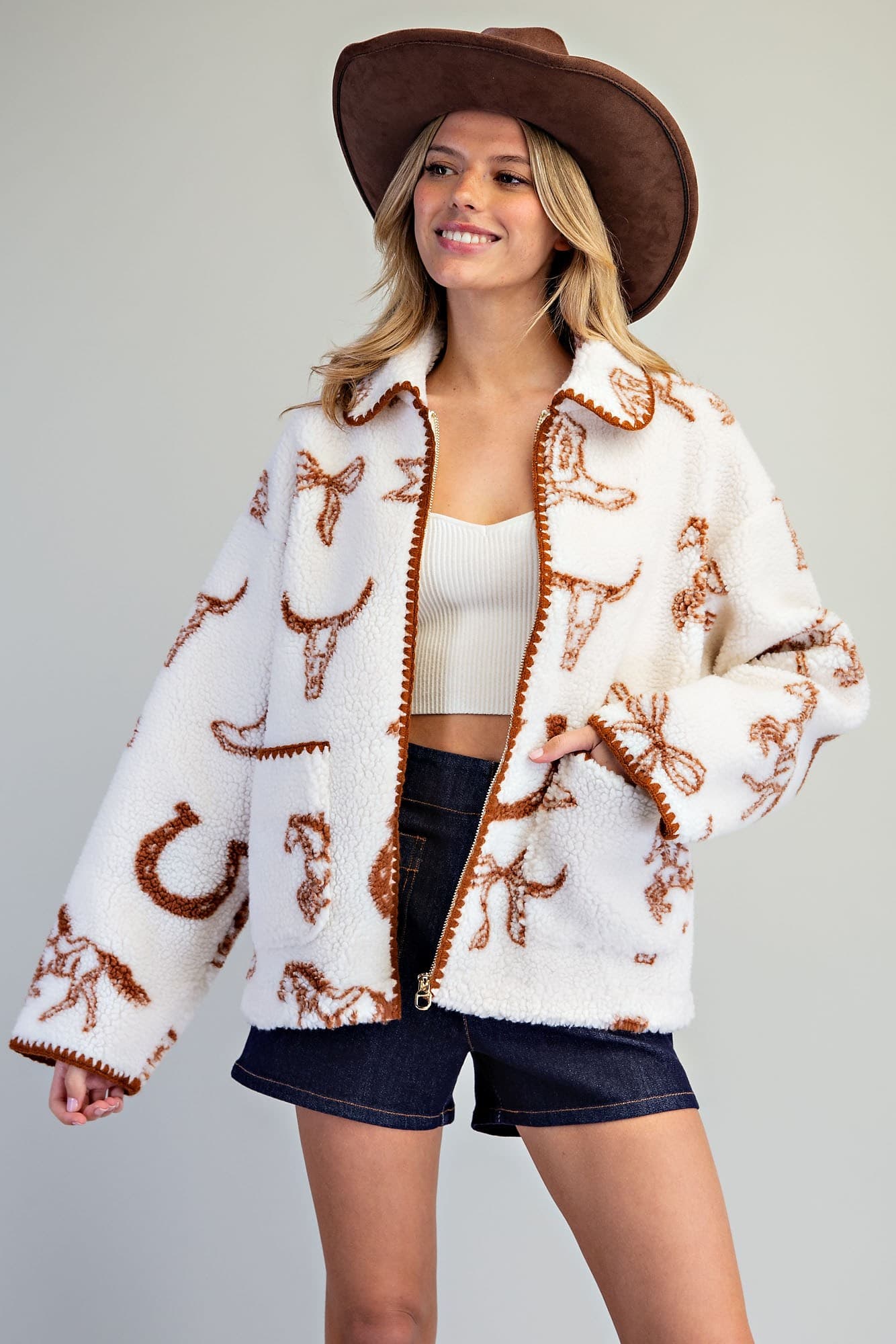 JH17423 - ALMOND LATTE