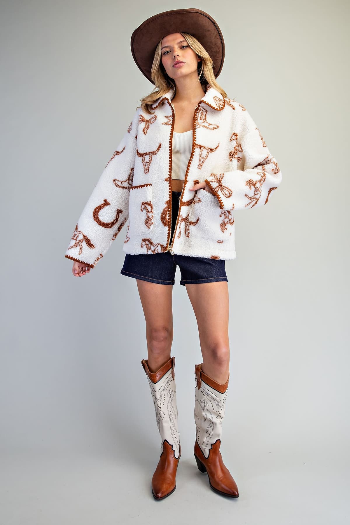 JH17423 - ALMOND LATTE