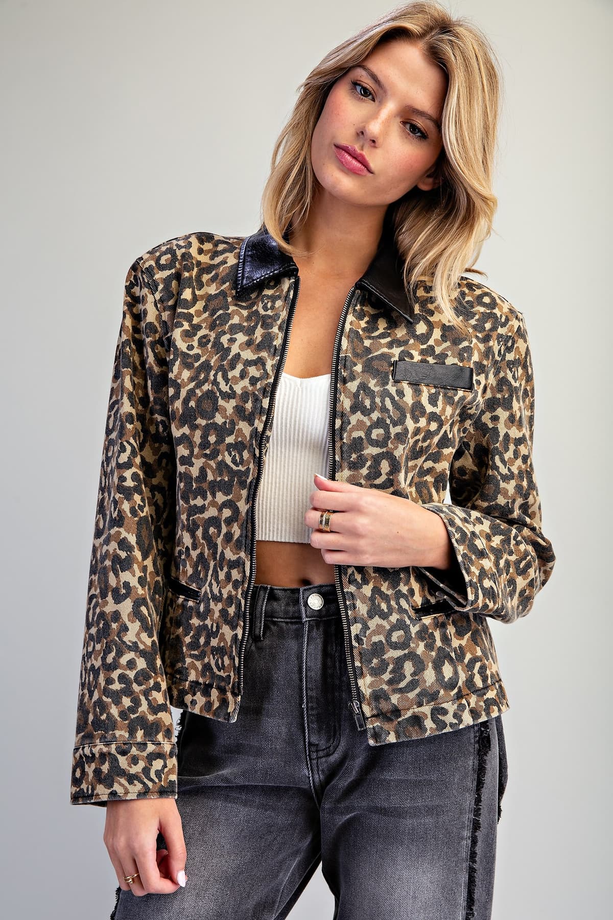JK16978 - LEOPARD