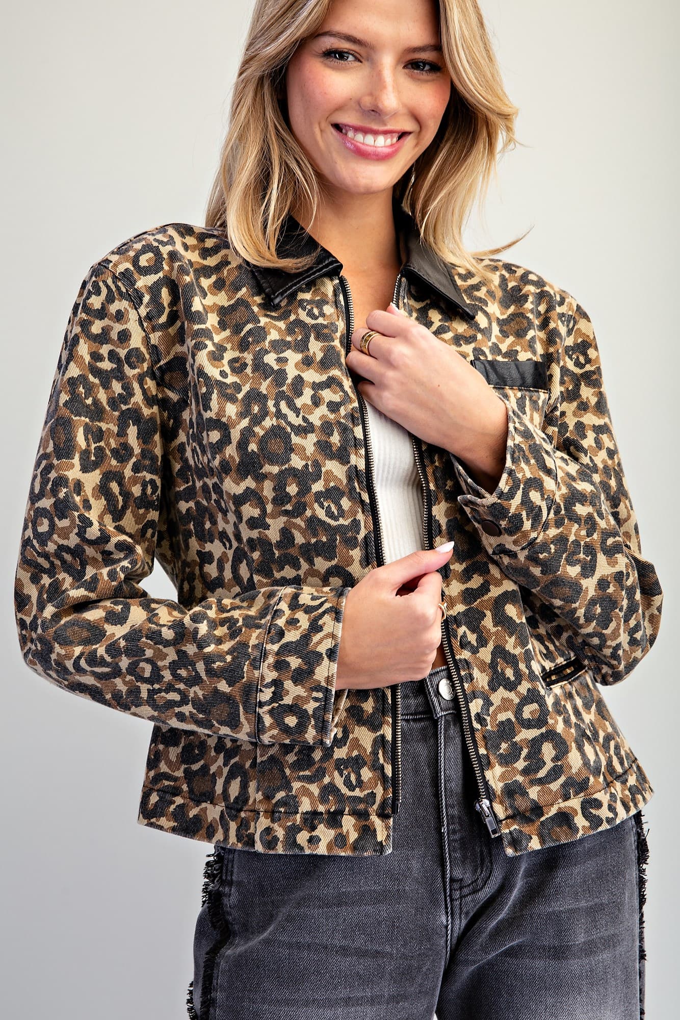 JK16978 - LEOPARD