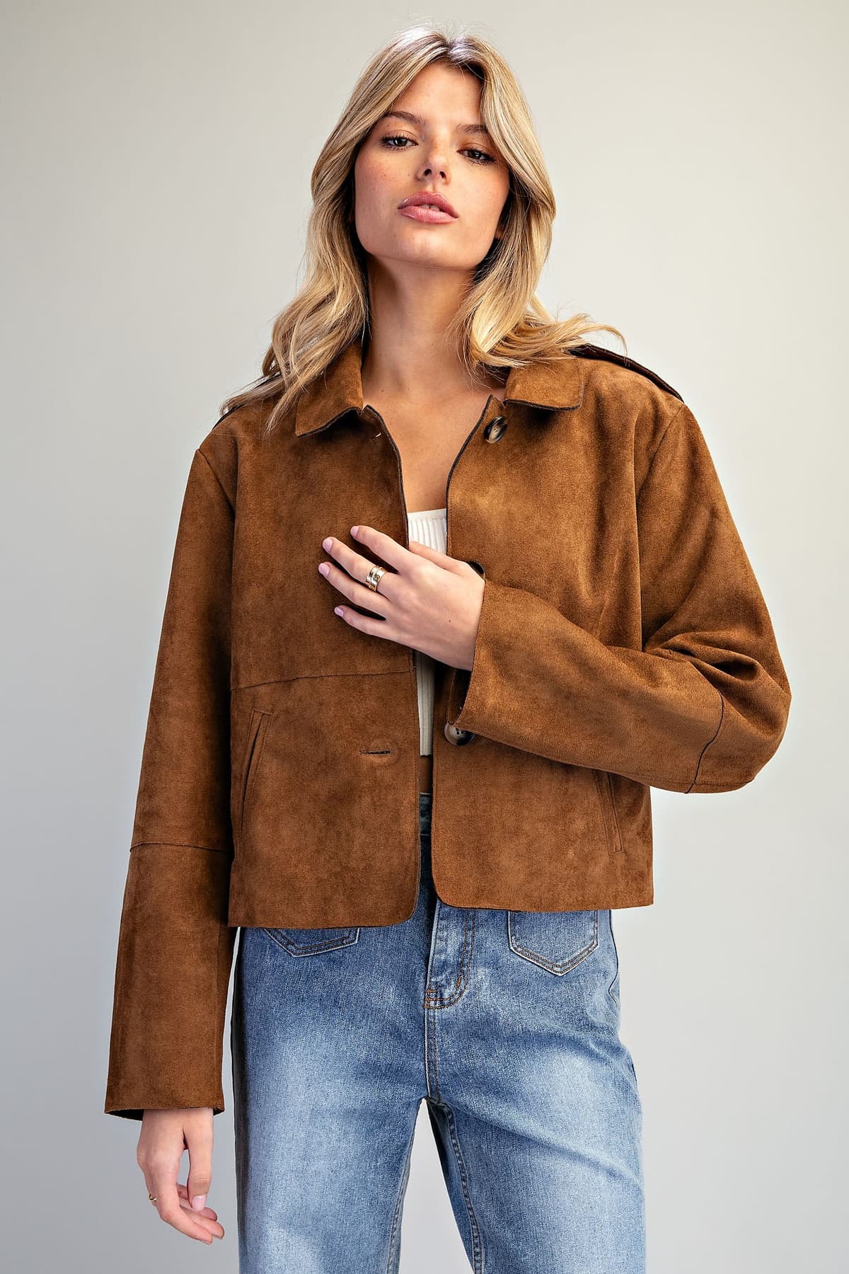 JK16810 - WALNUT