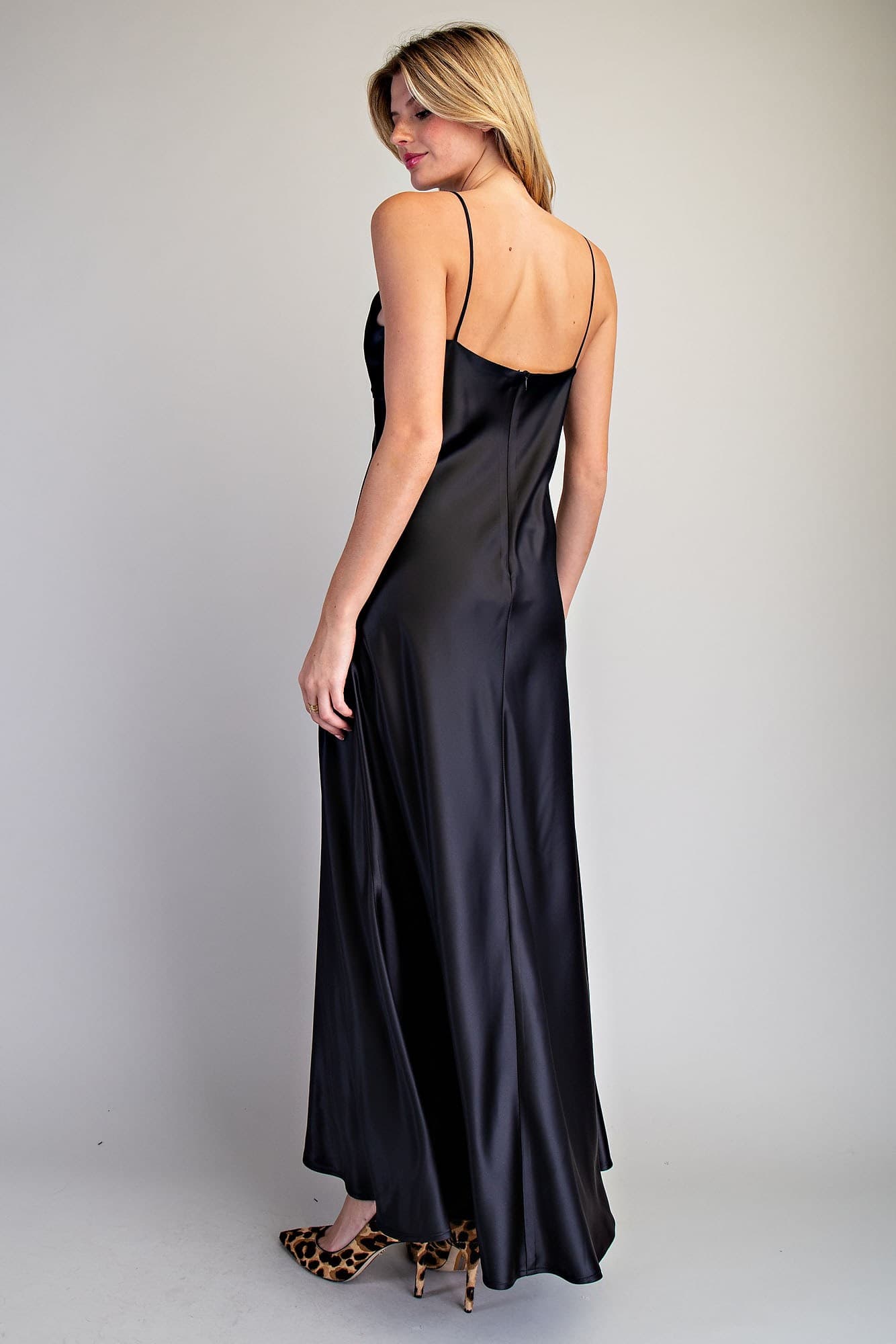 DK16492 - BLACK