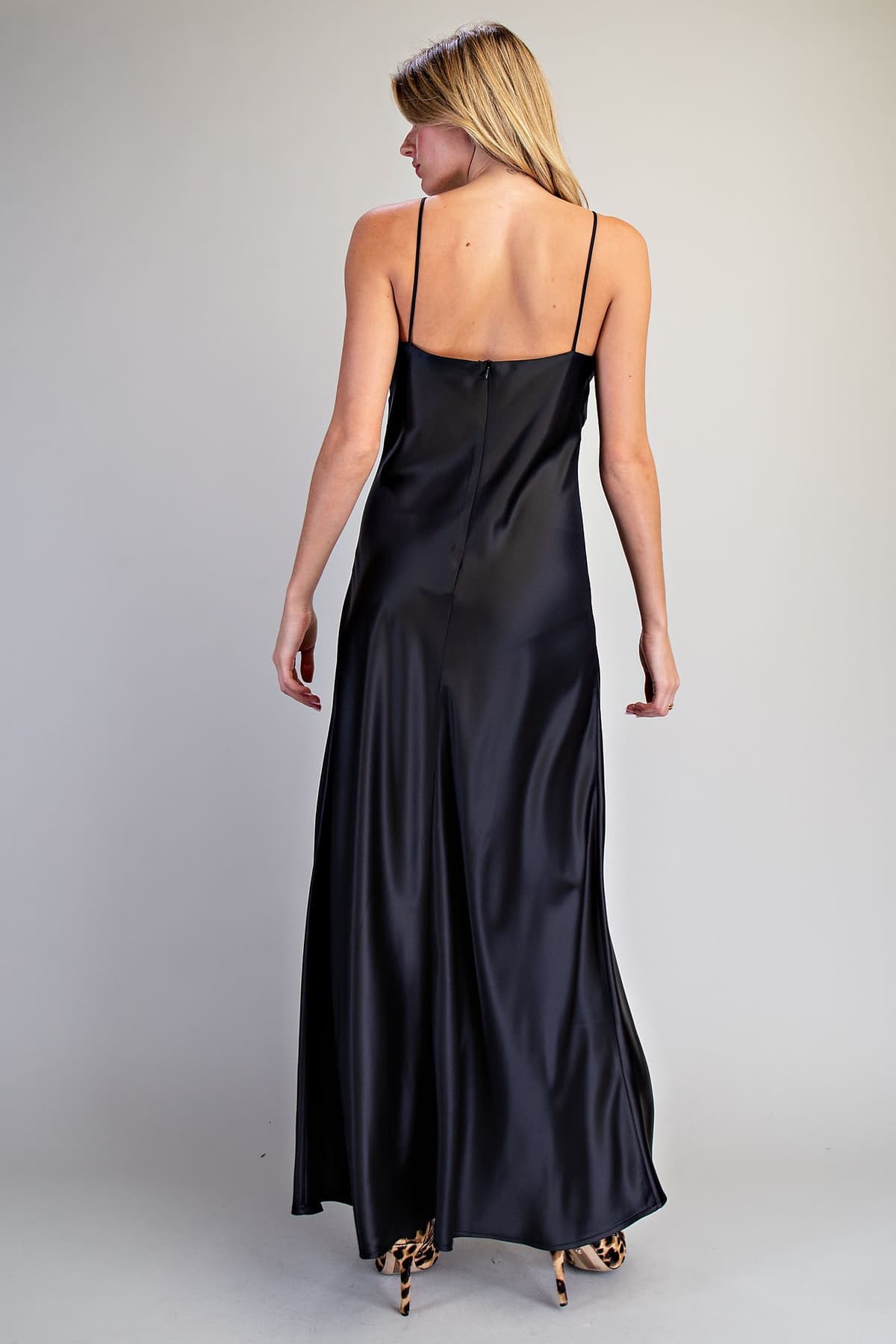 DK16492 - BLACK