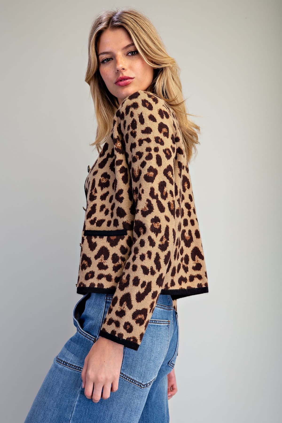 SJK16390 - LEOPARD