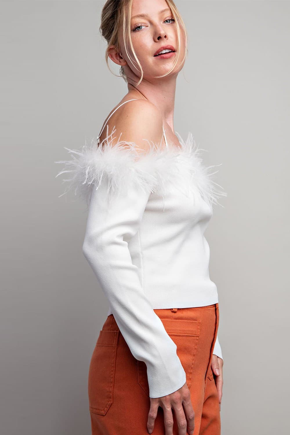 SG8333 - OFF WHITE
